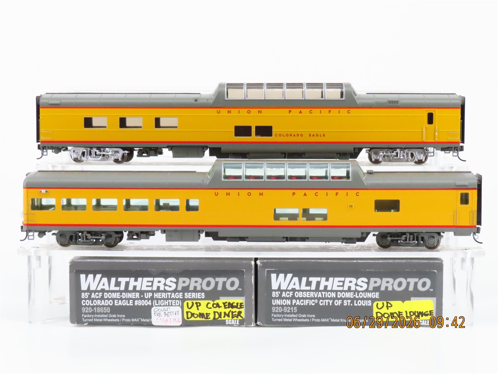 LOT of 2 HO Scale Walthers Proto UP Union Pacific Dome Passenger Cars
