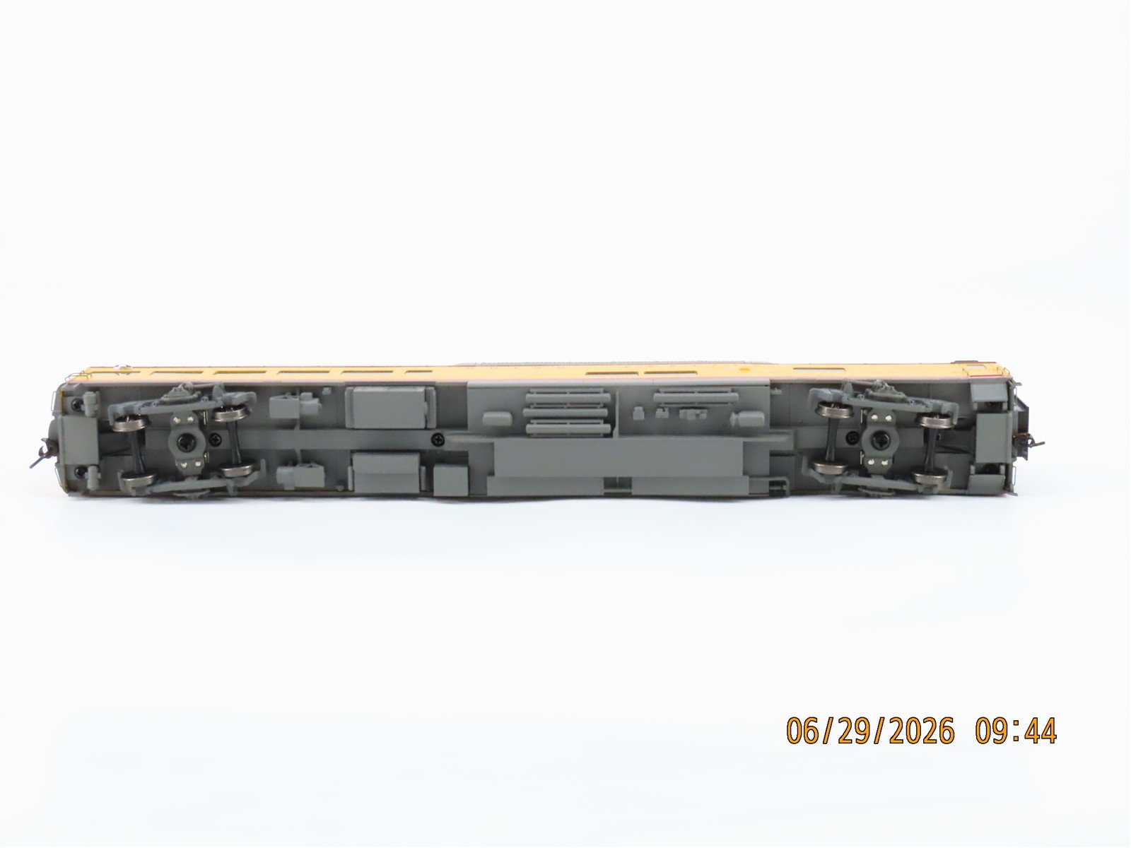 LOT of 2 HO Scale Walthers Proto UP Union Pacific Dome Passenger Cars