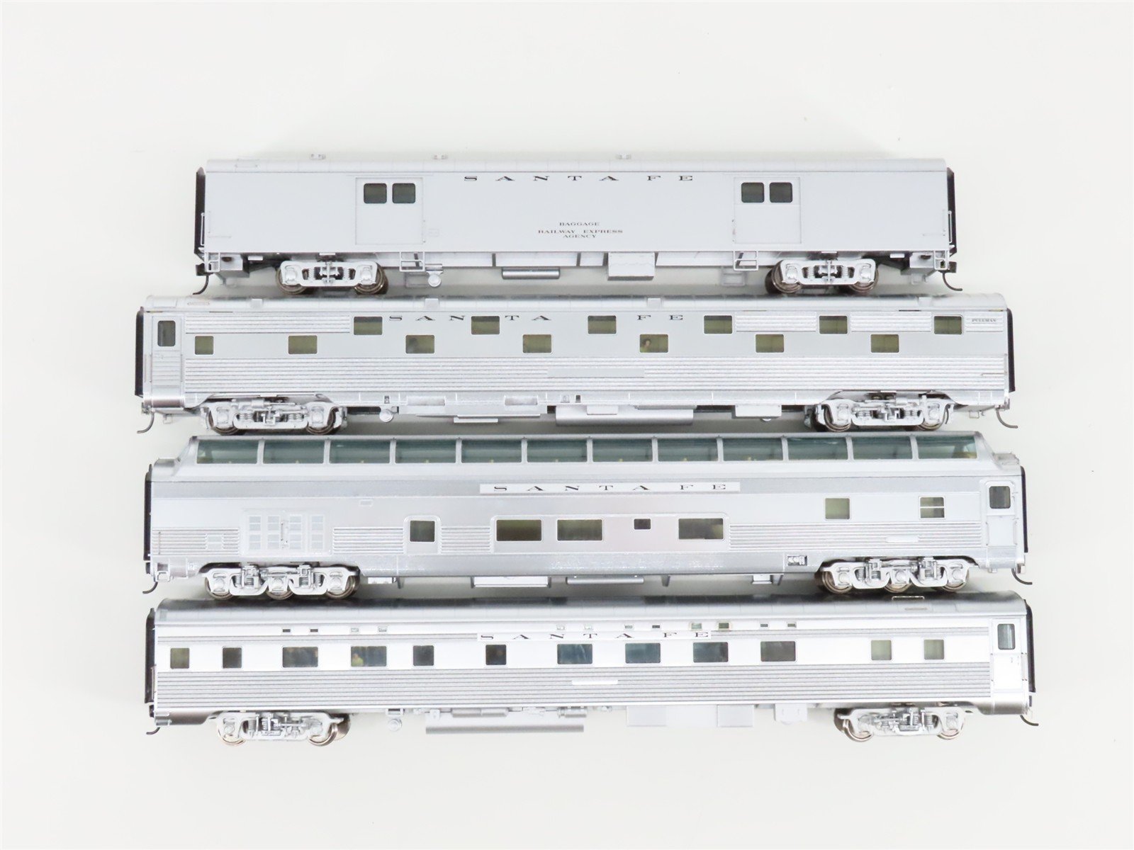 LOT of 4 HO Scale Walthers Proto ATSF Santa Fe Assorted Passenger Cars