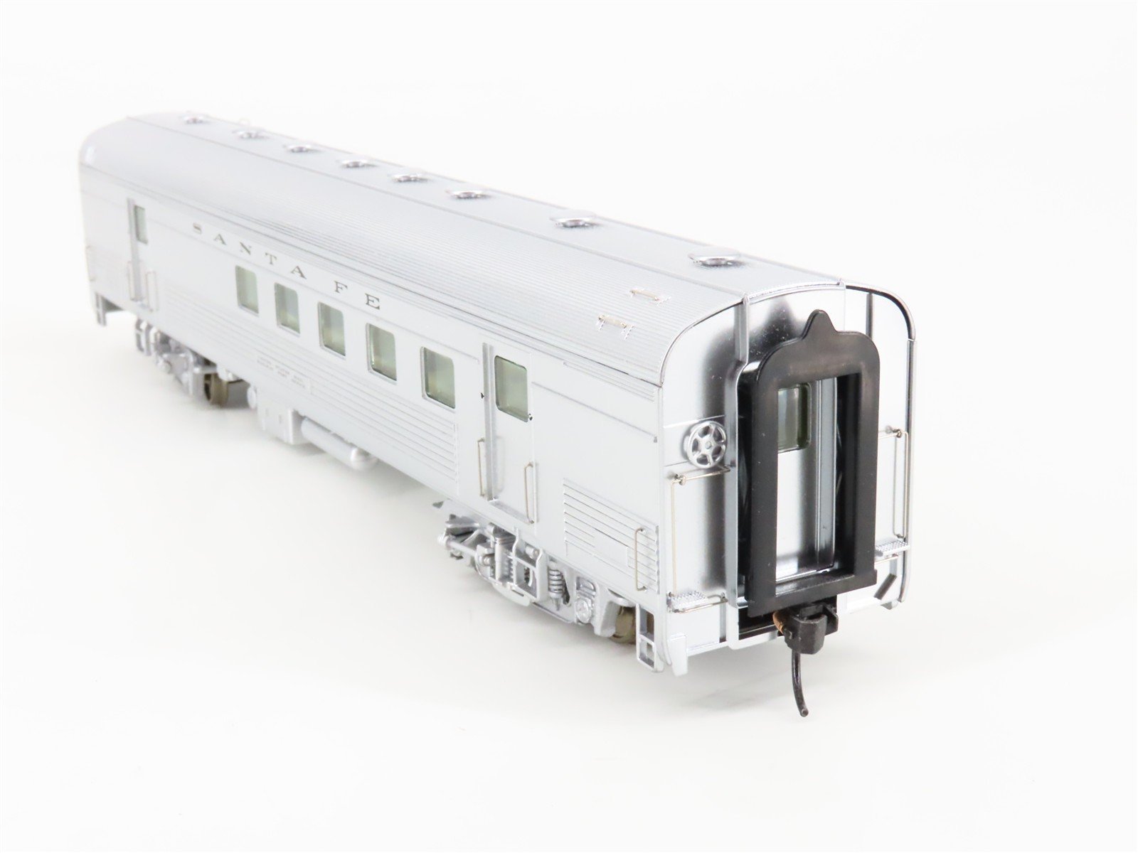 HO Scale Walthers Proto 920-13062 ATSF Santa Fe 63' RPO Passenger Car