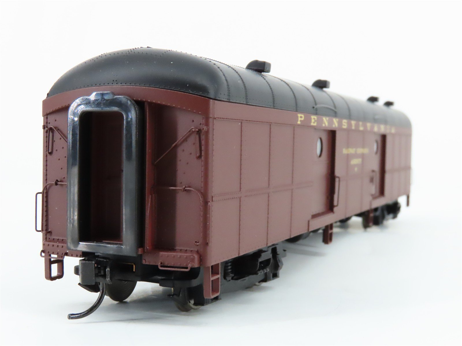 HO Scale Walthers Proto 920-17242 PRR Pennsylvania 60' Baggage Passenger Car