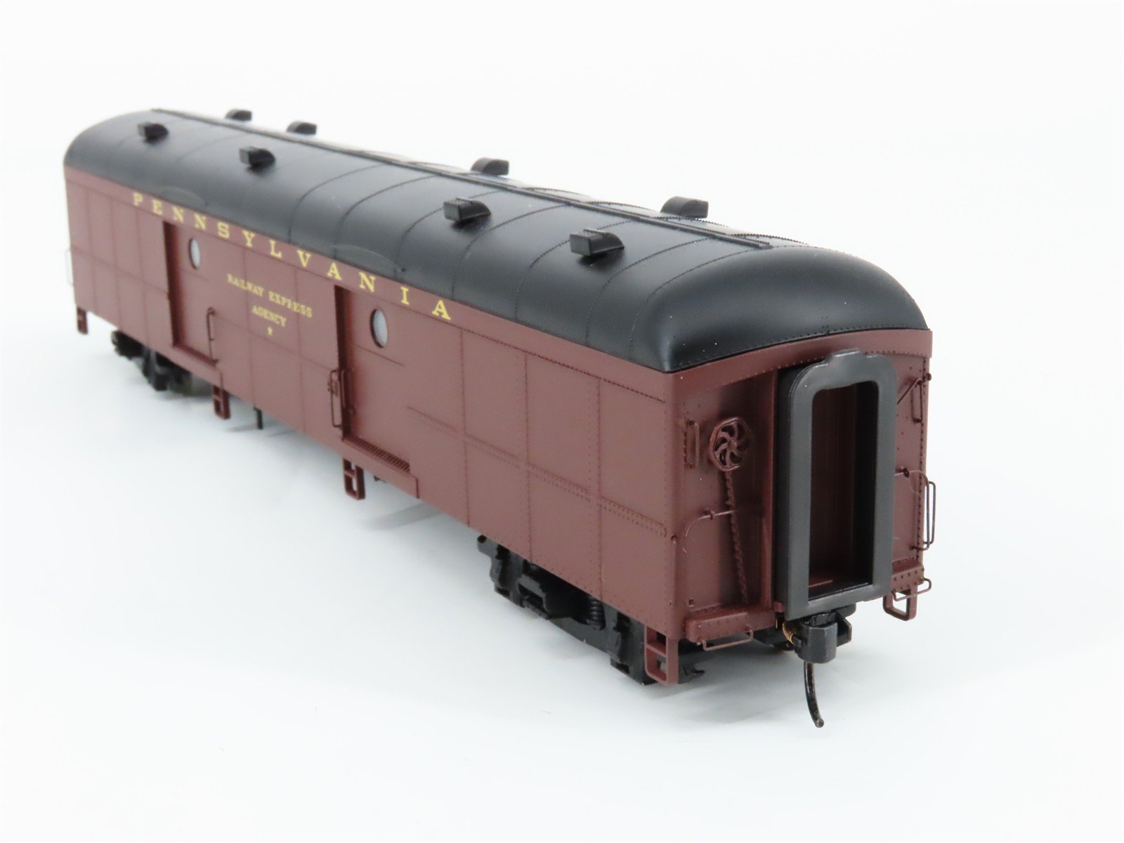 HO Scale Walthers Proto 920-17242 PRR Pennsylvania 60' Baggage Passenger Car