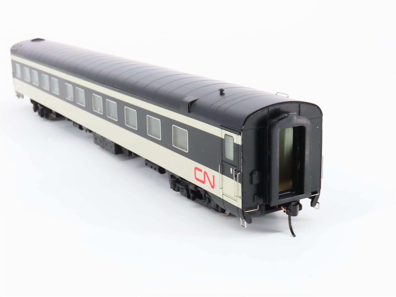HO Walthers Proto 920-16454 CN Canadian National Sleeper Passenger Car w/Lights