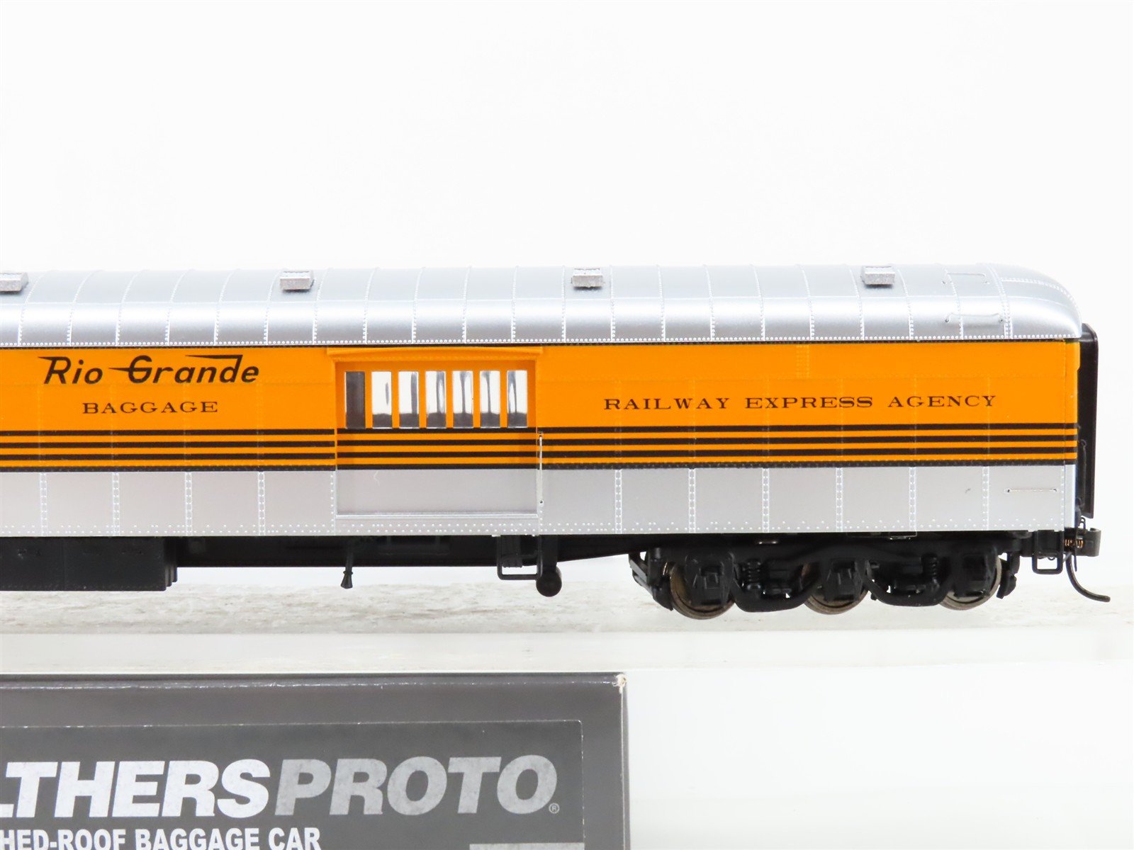 HO Scale Walthers Proto 920-17361 DRGW Rio Grande 40' ACF Baggage Passenger Car