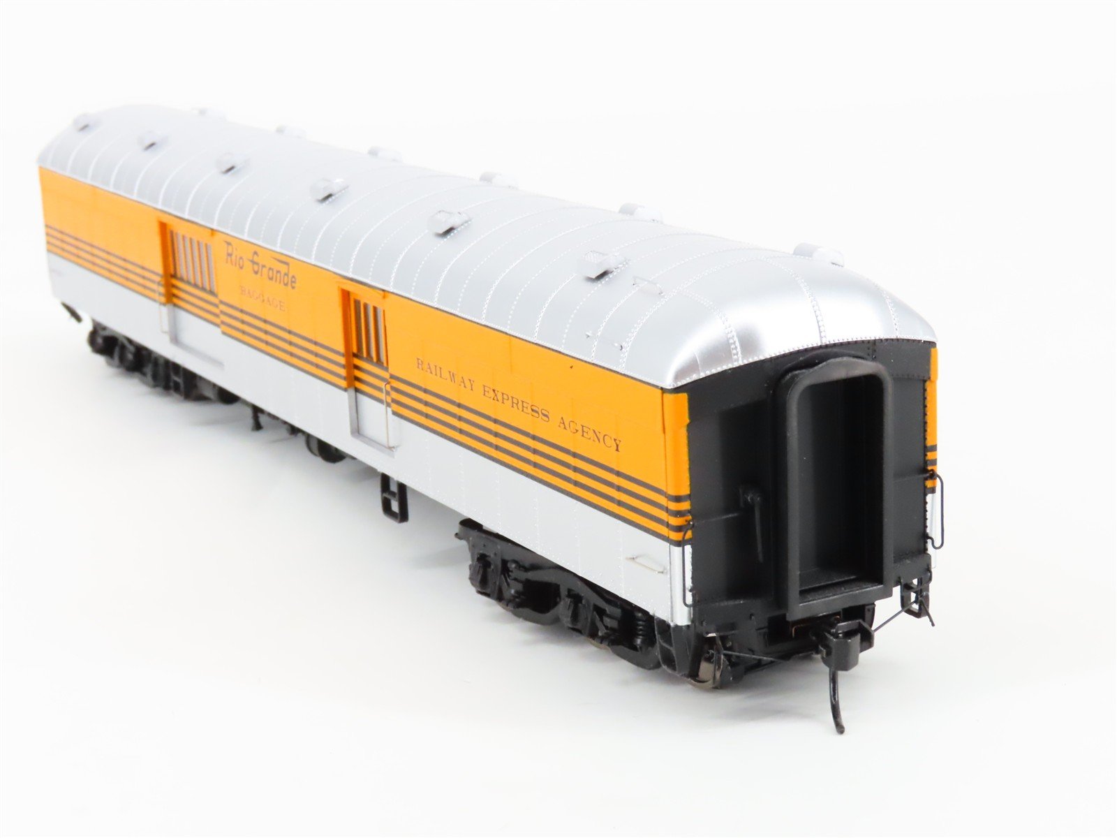 HO Scale Walthers Proto 920-17361 DRGW Rio Grande 40' ACF Baggage Passenger Car