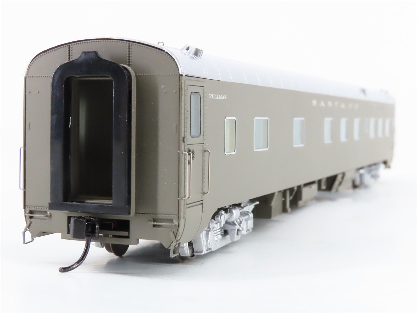 HO Scale Walthers Proto 920-9348 ATSF Santa Fe Sleeper Passenger Car w/Lights