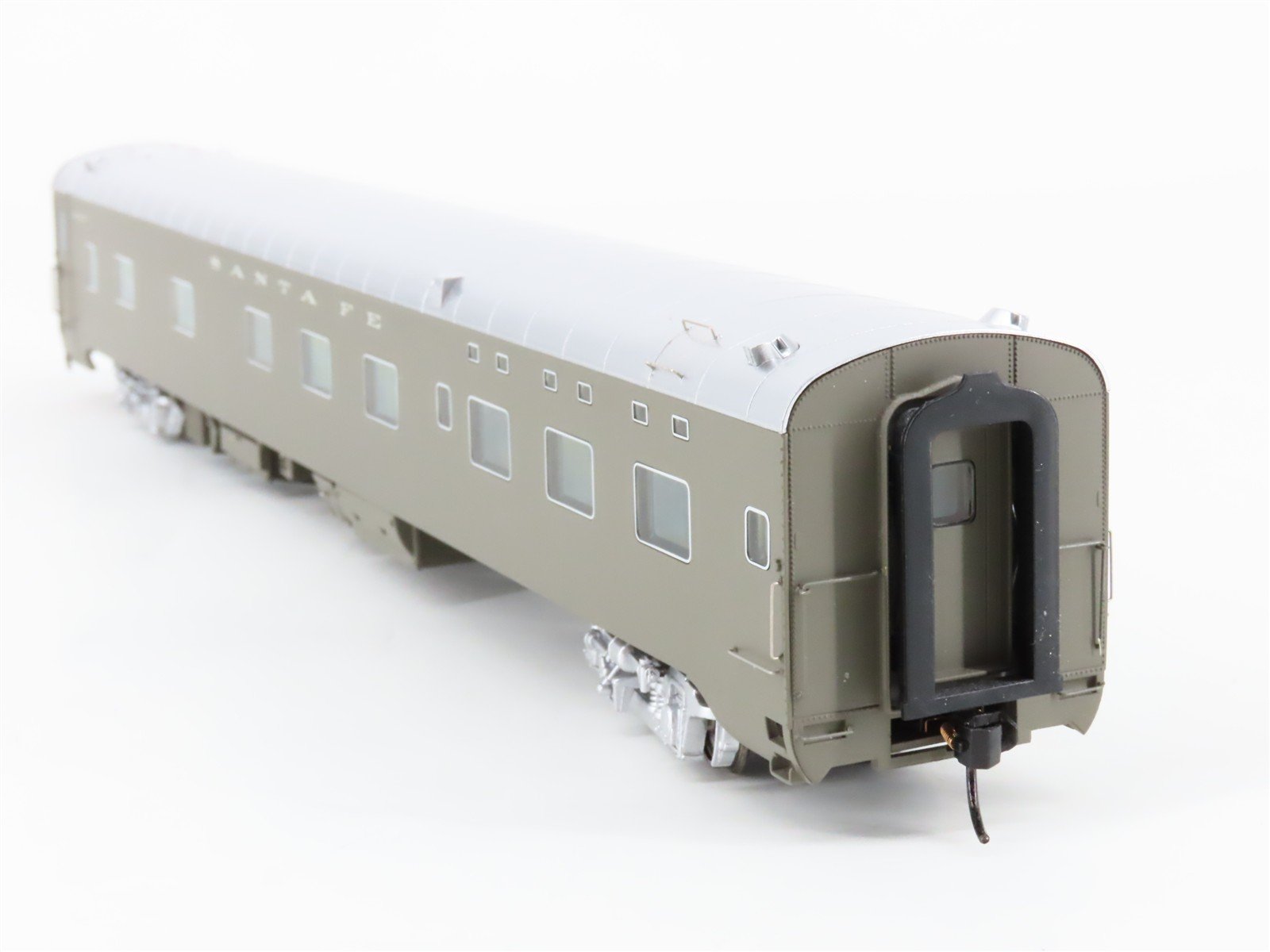 HO Scale Walthers Proto 920-9348 ATSF Santa Fe Sleeper Passenger Car w/Lights