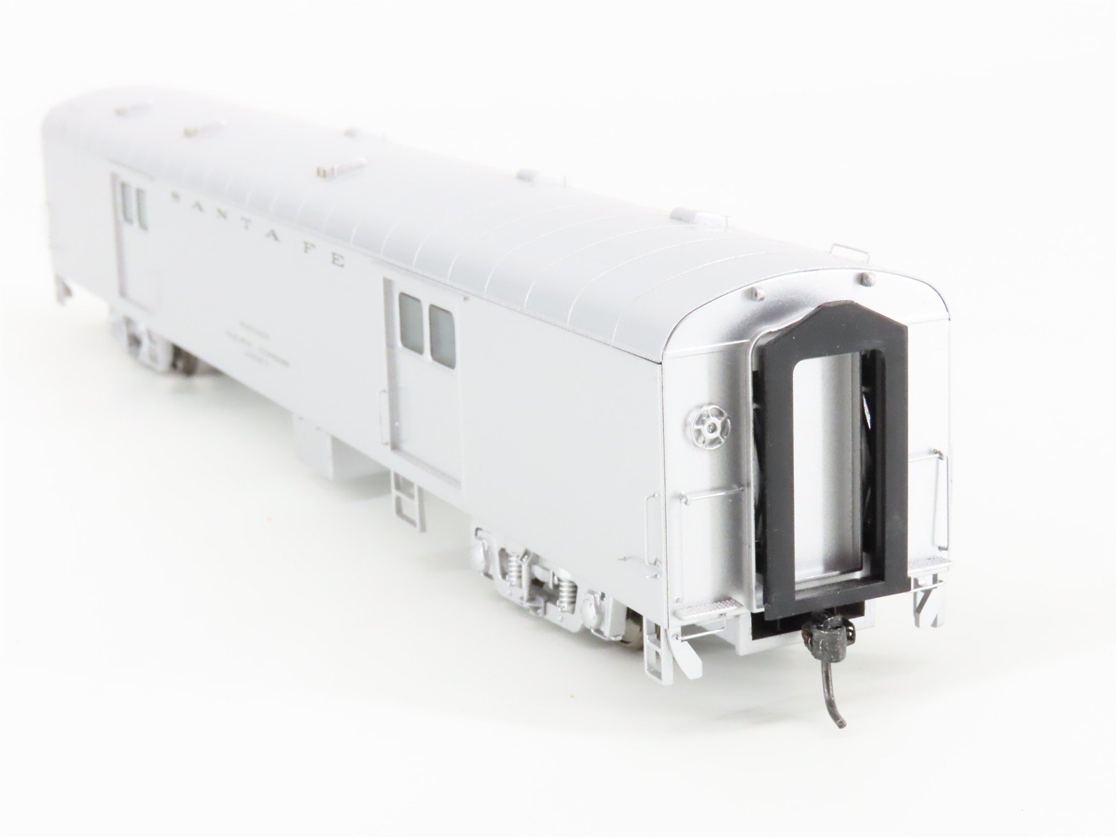 HO Scale Walthers Proto 920-9325 ATSF Santa Fe 74' Baggage Passenger Car
