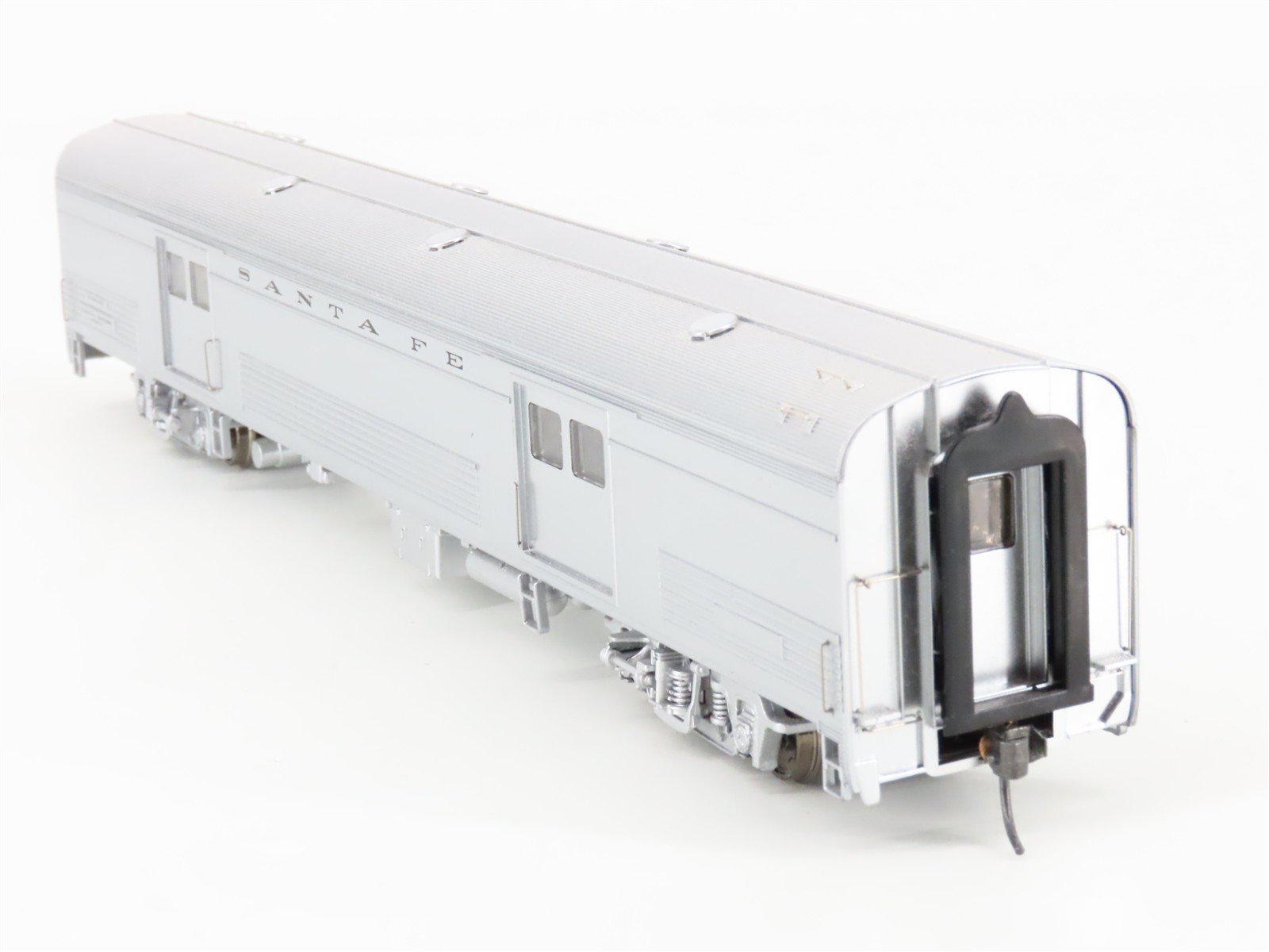 HO Scale Walthers Proto 920-13042 ATSF Santa Fe 73' Baggage Passenger Car