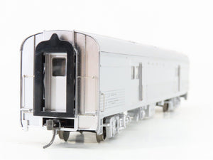 HO Scale Walthers Proto 920-13042 ATSF Santa Fe 73' Baggage Passenger Car