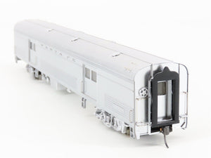 HO Scale Walthers Proto 920-13042 ATSF Santa Fe 73' Baggage Passenger Car