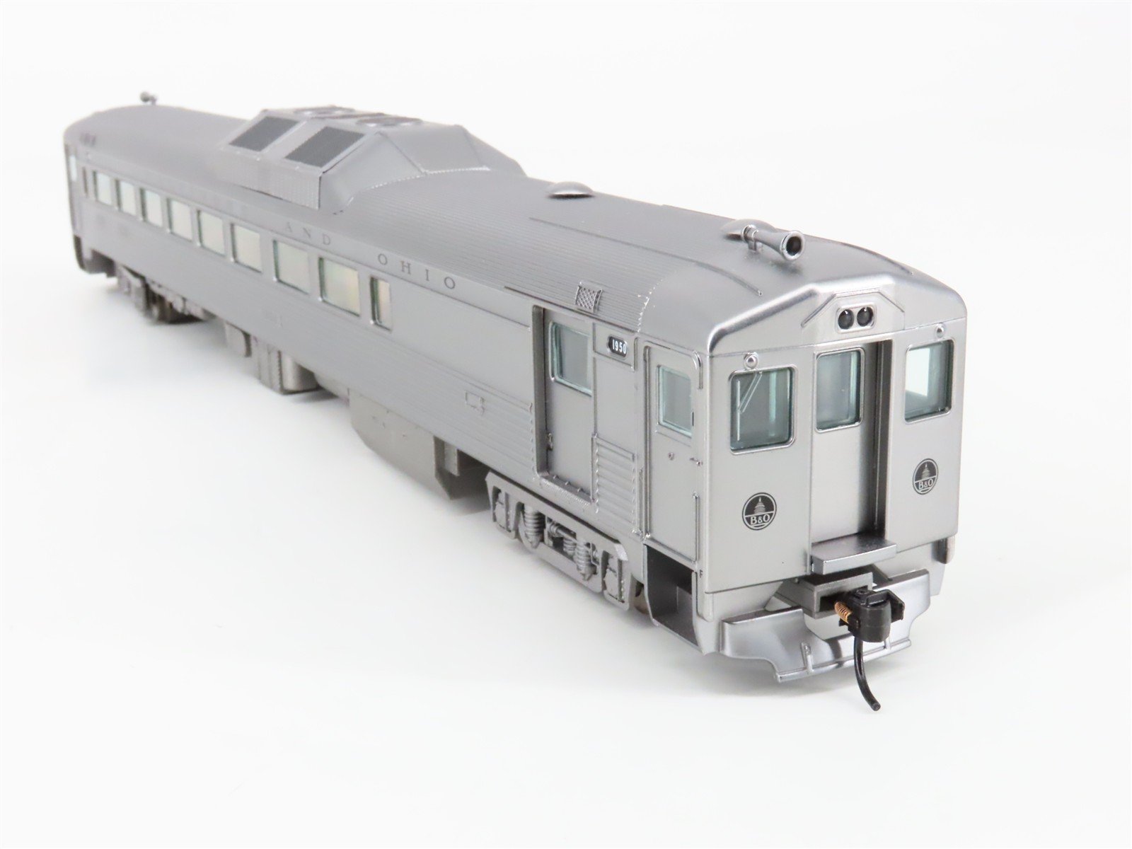 HO Scale Proto 1000 920-35301 B&O Baltimore & Ohio RDC-2 Diesel Railcar #1950