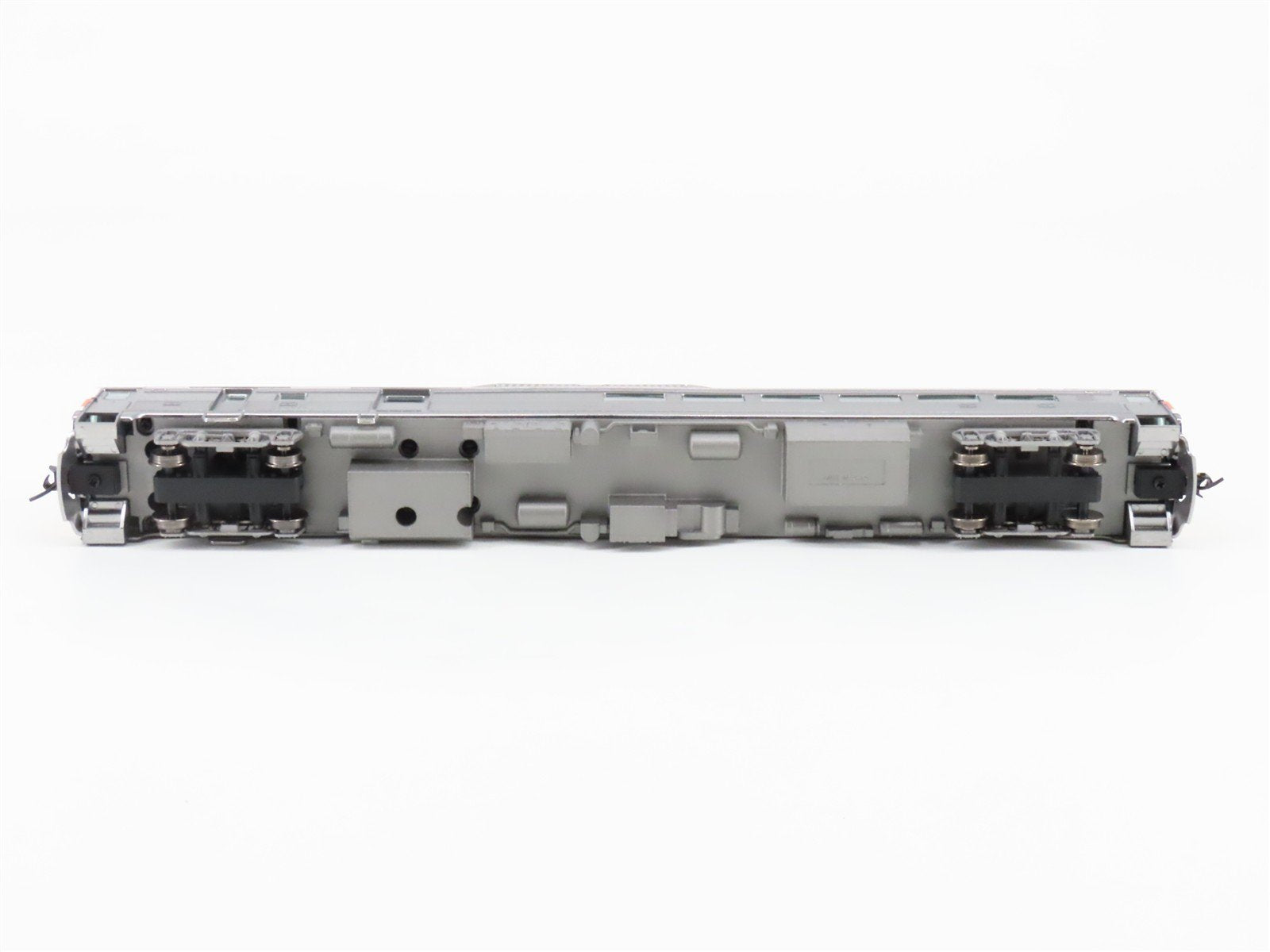 HO Scale Proto 1000 920-35351 NH New Haven RDC-3 Diesel Railcar #125