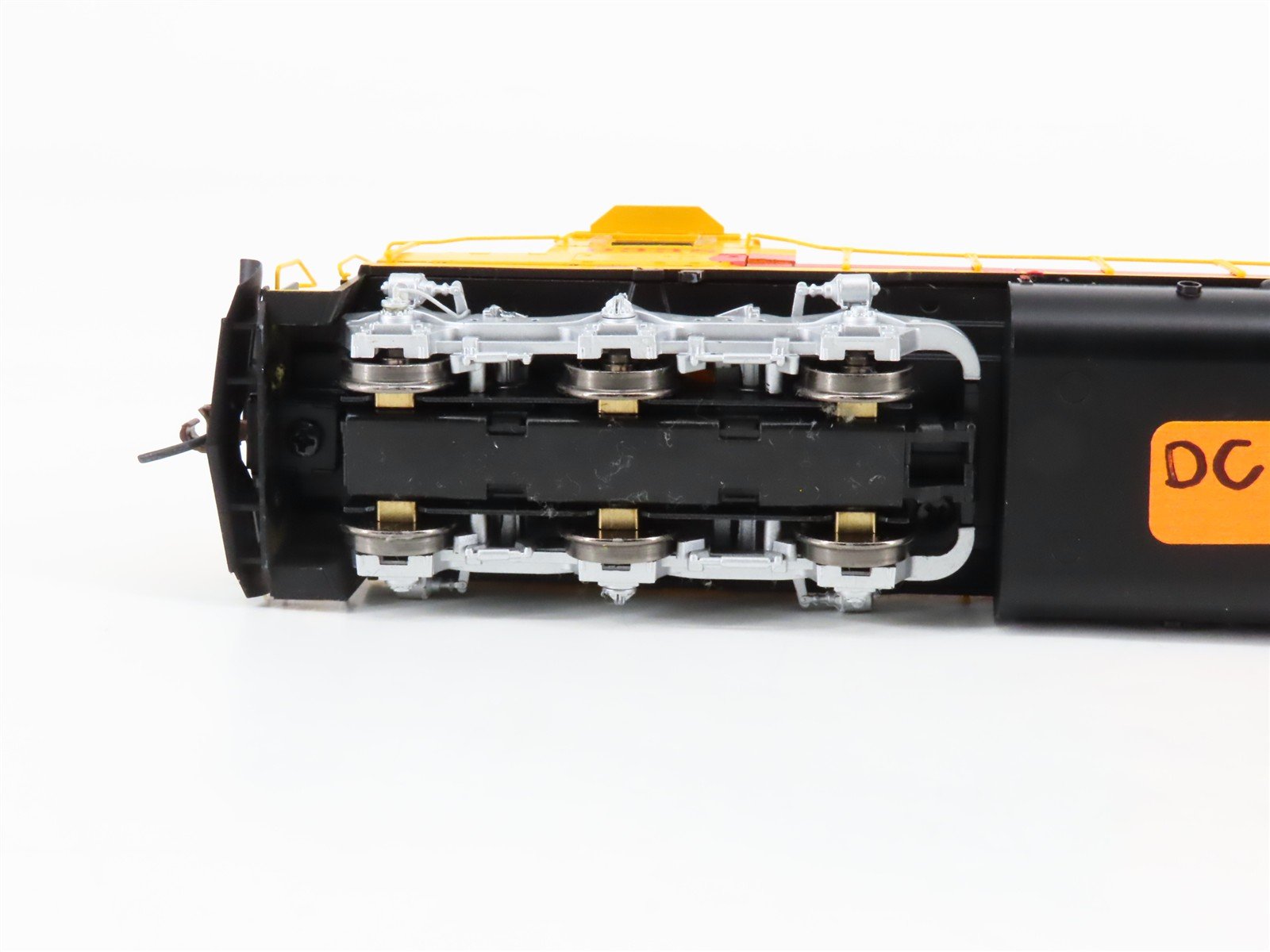 HO Scale Athearn ATH88778 SP Southern Pacific SD45T-2 Diesel Loco #9338