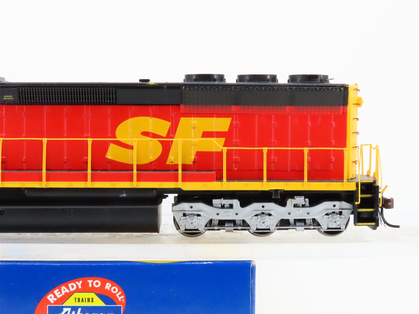 HO Scale Athearn 98000 ATSF Santa Fe SD45 Diesel Locomotive #5345