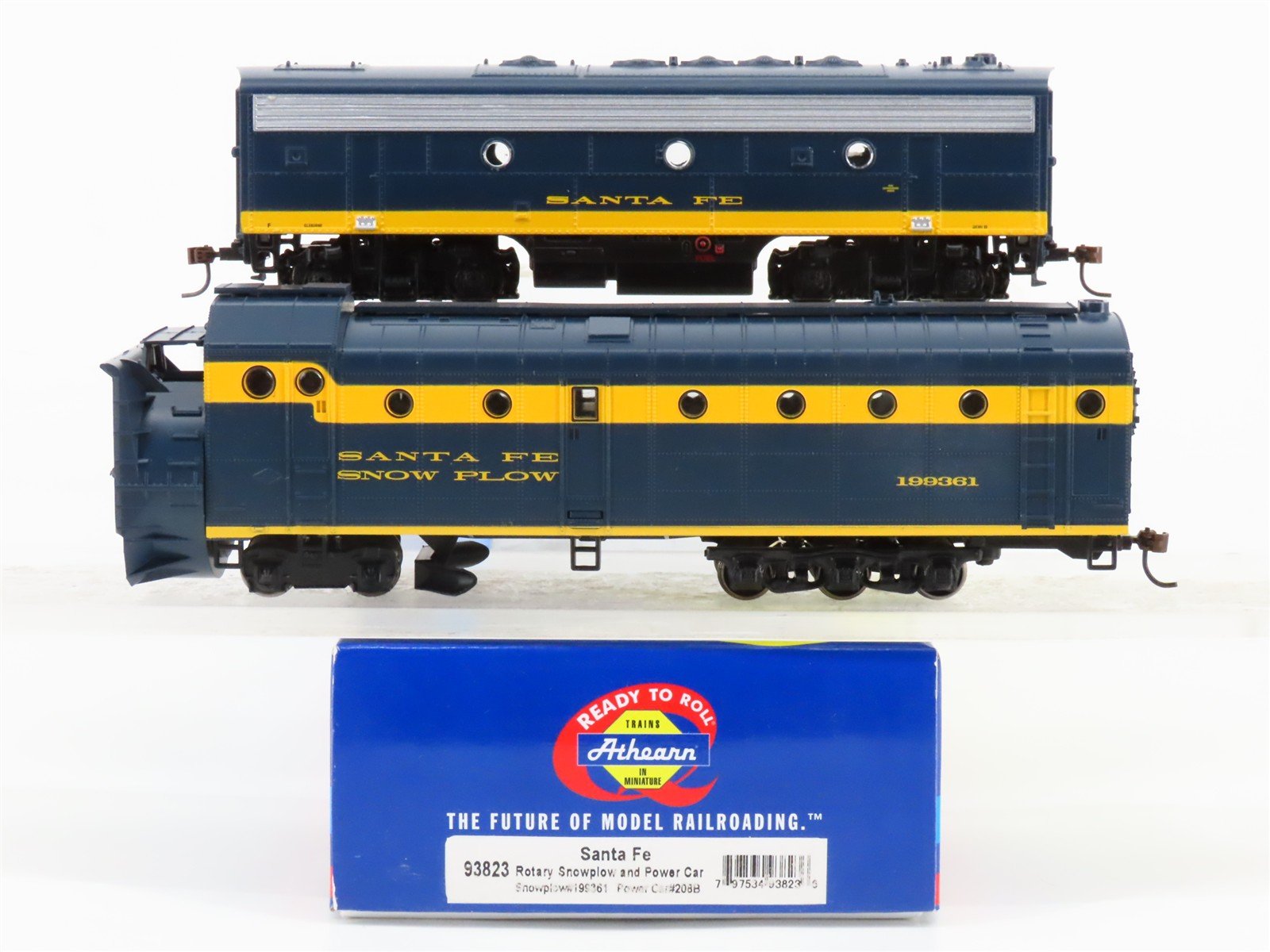 HO Scale Athearn 93823 ATSF Santa Fe Rotary Snowplow & Power Car UNPOWERED