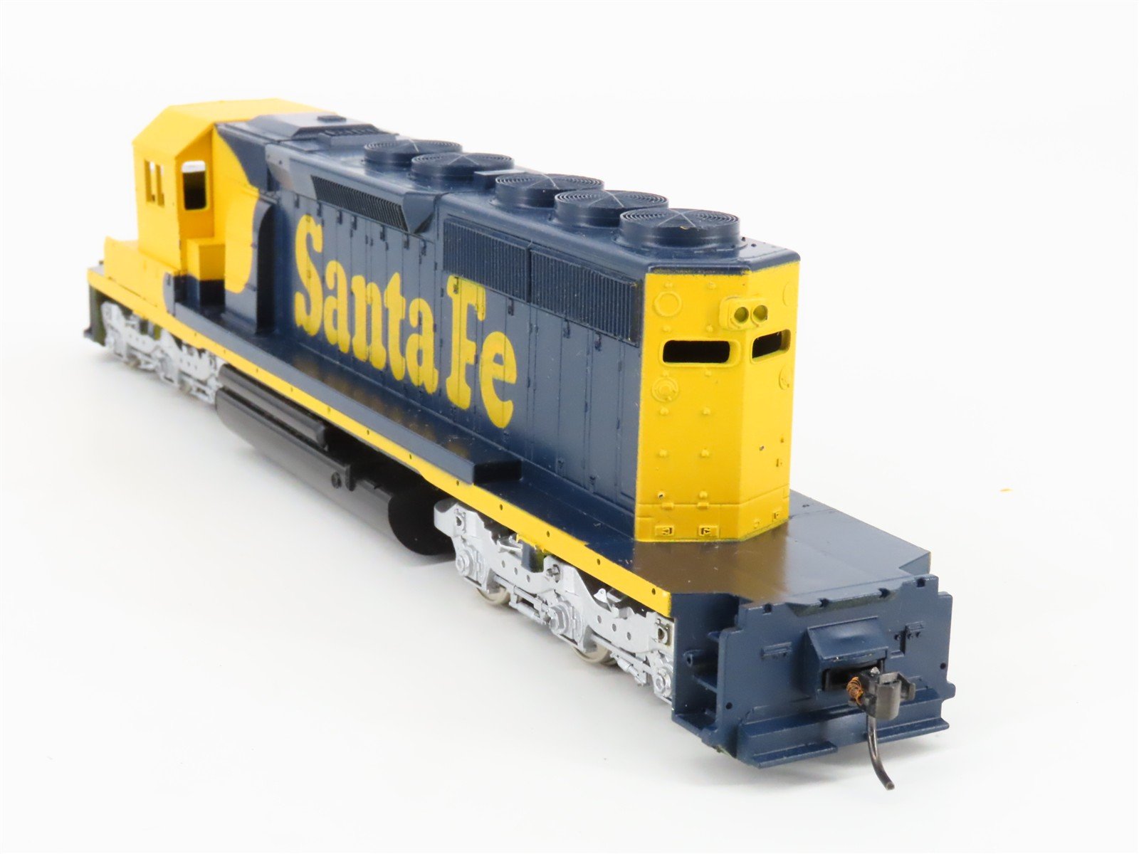 HO Scale GSB Ltd 3704 ATSF Santa Fe SD40 Diesel Locomotive