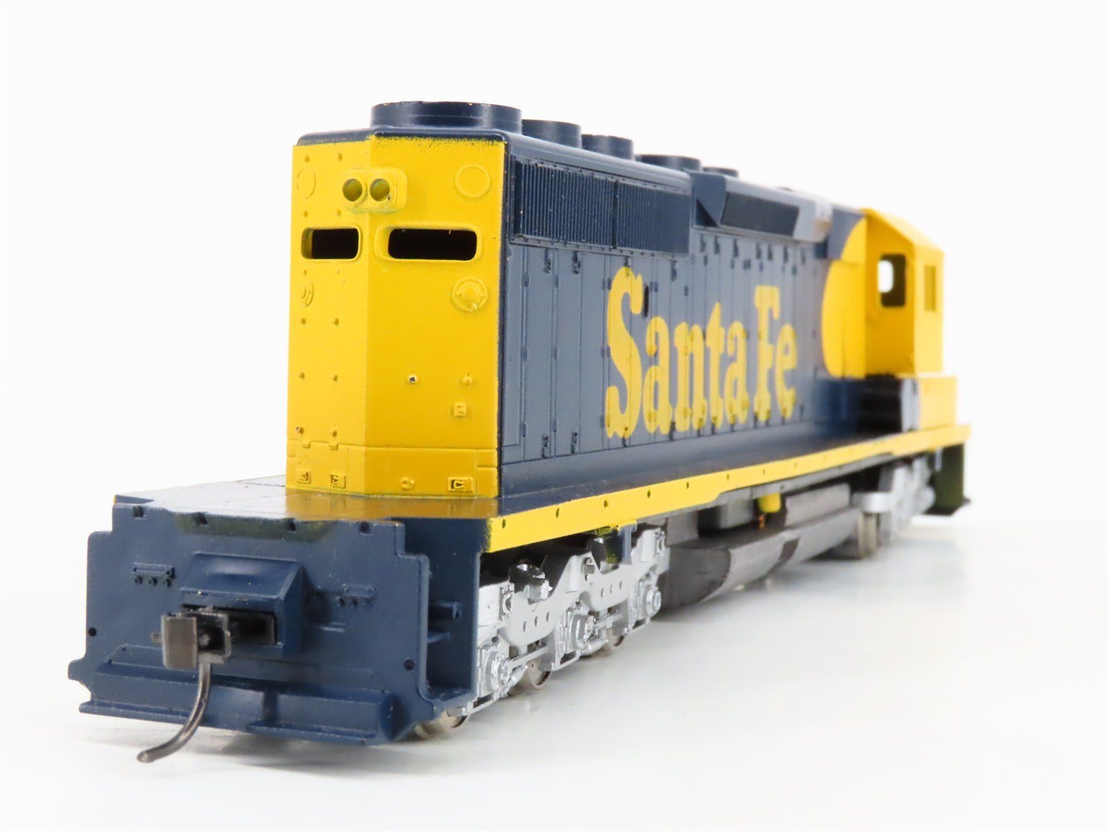 HO Scale GSB Ltd 3704 ATSF Santa Fe SD40 Diesel Locomotive