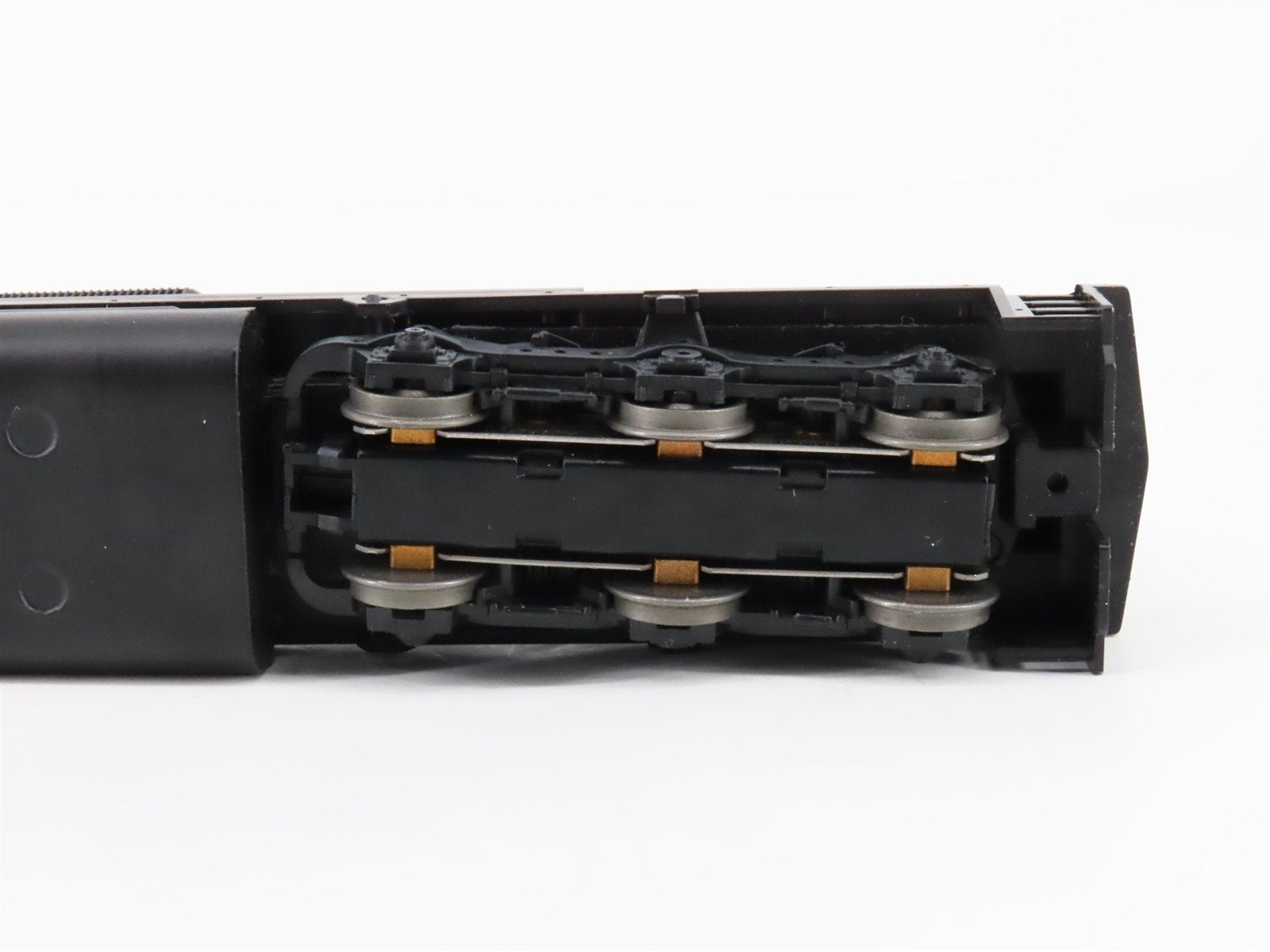 HO Scale Athearn 4500 Undecorated SD40T-2 Diesel Locomotive
