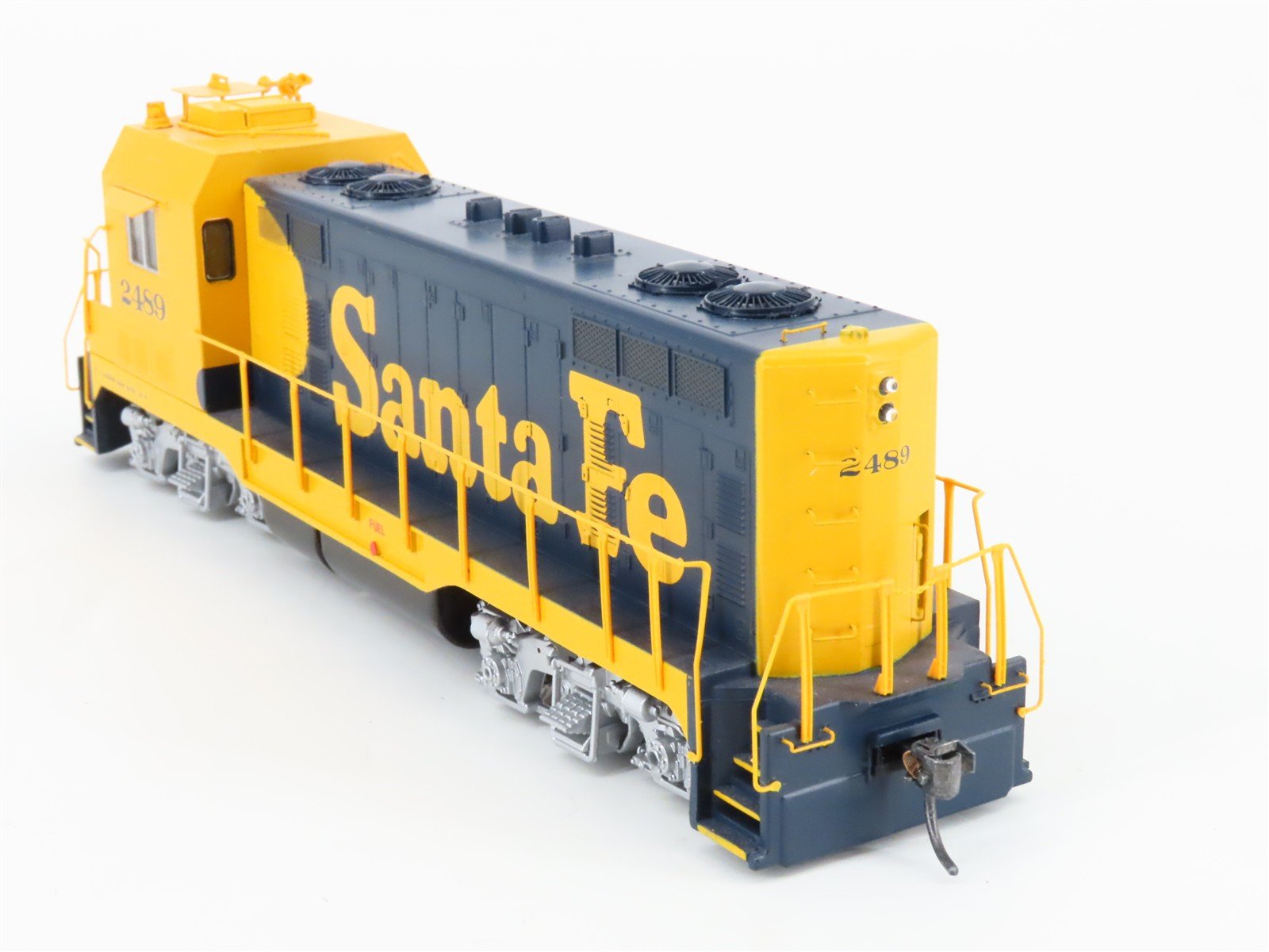 HO Scale Athearn 89925 ATSF Santa Fe CF7 Diesel Locomotive #2489 wDCC
