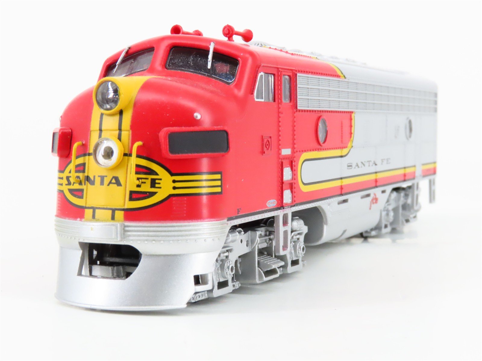 HO Scale Bachmann 64301 ATSF Santa Fe F7A Diesel Locomotive wDCC & Sound
