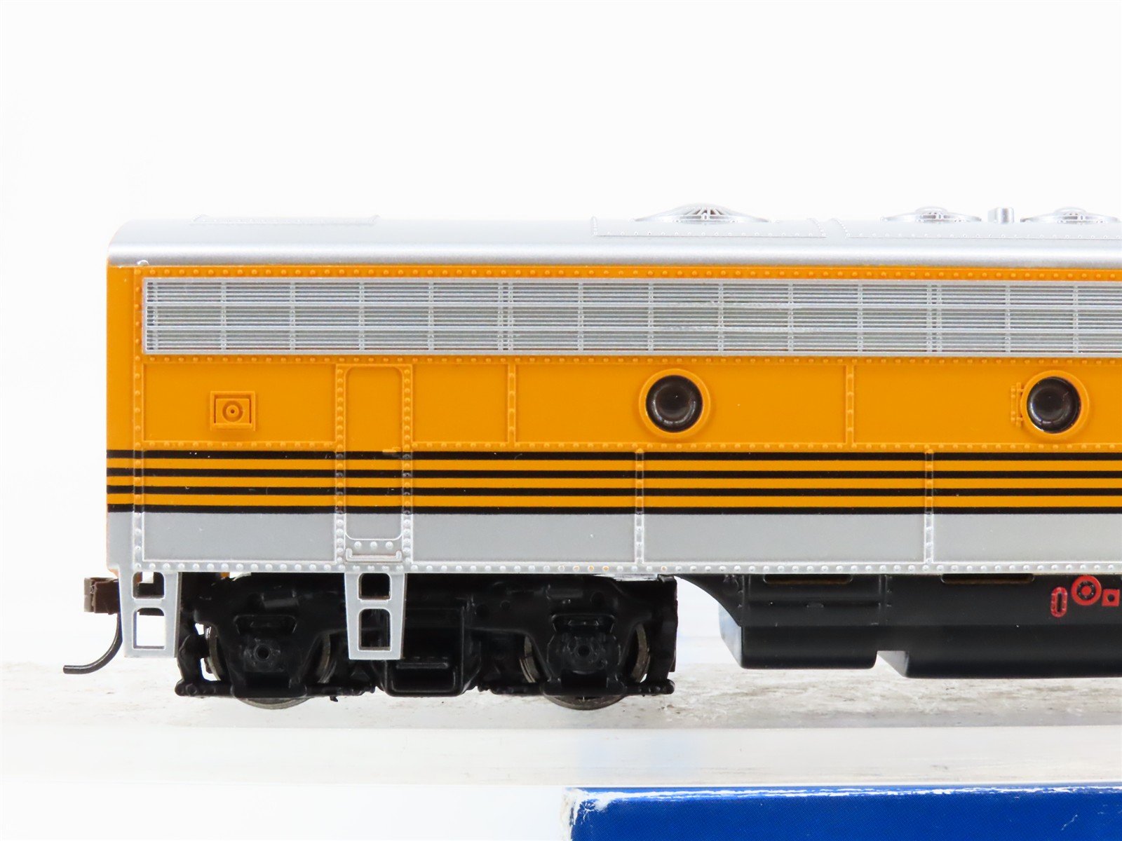 HO Scale Bachmann 63807 DRGW Rio Grande F7B Diesel Locomotive