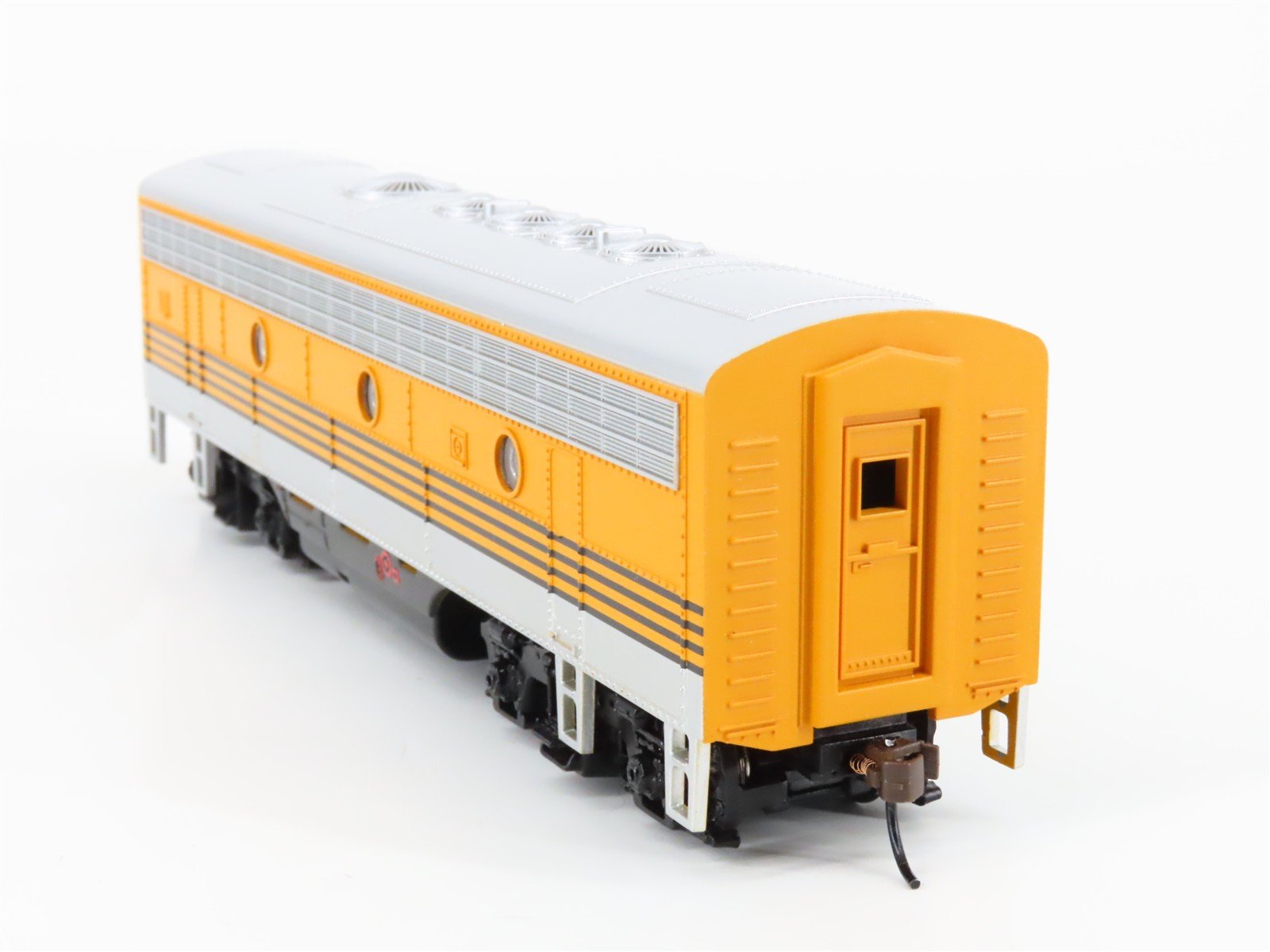 HO Scale Bachmann 63807 DRGW Rio Grande F7B Diesel Locomotive