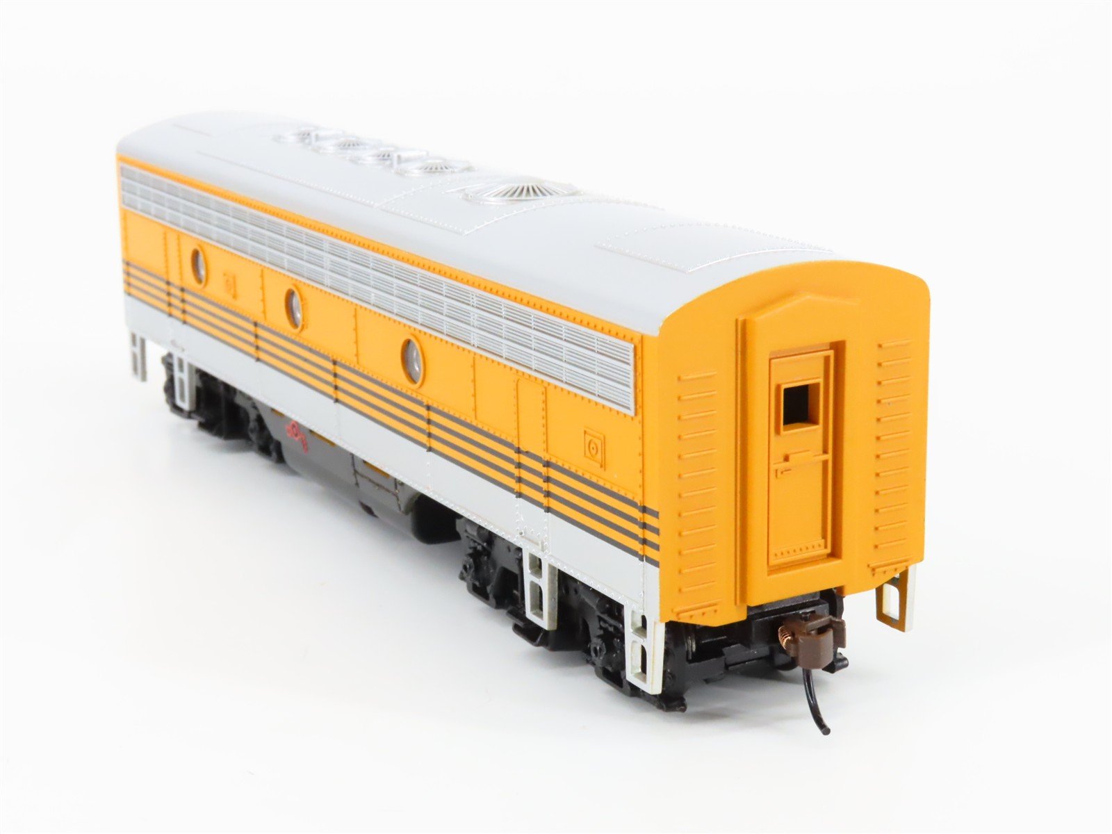 HO Scale Bachmann 63807 DRGW Rio Grande F7B Diesel Locomotive