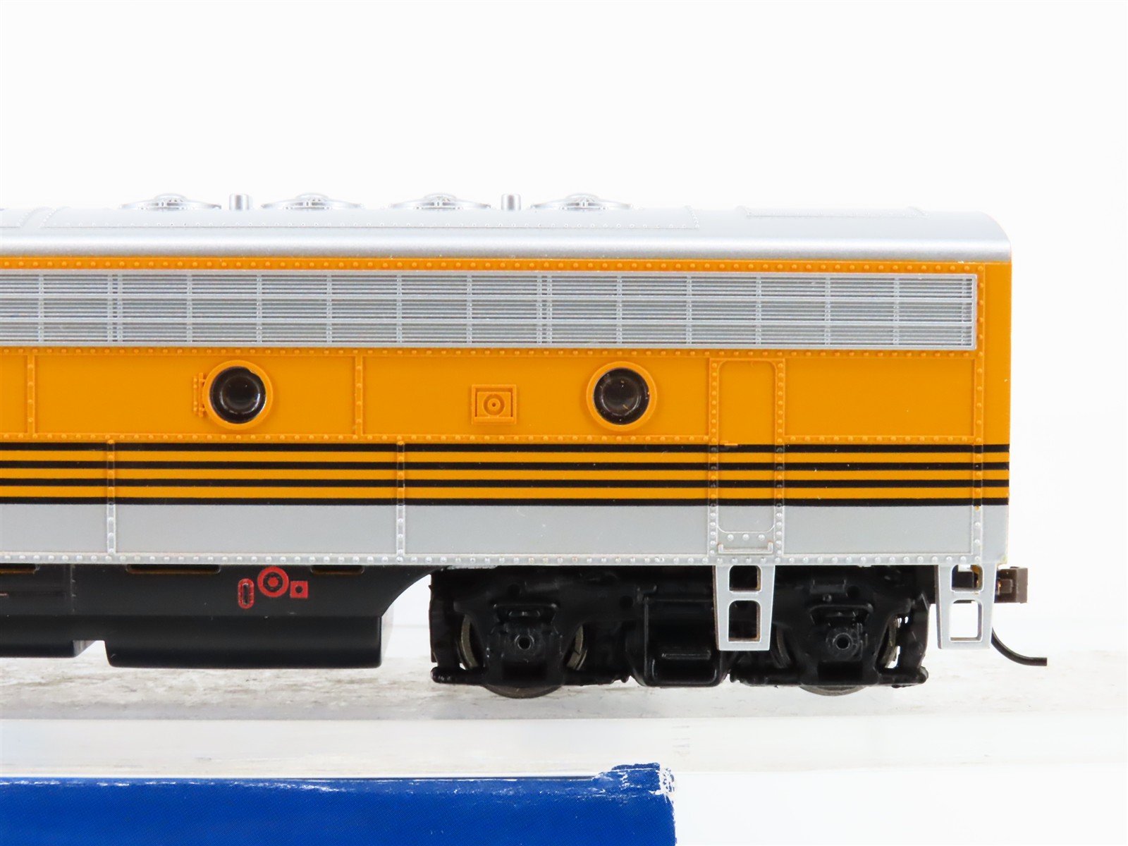 HO Scale Bachmann 63807 DRGW Rio Grande F7B Diesel Locomotive