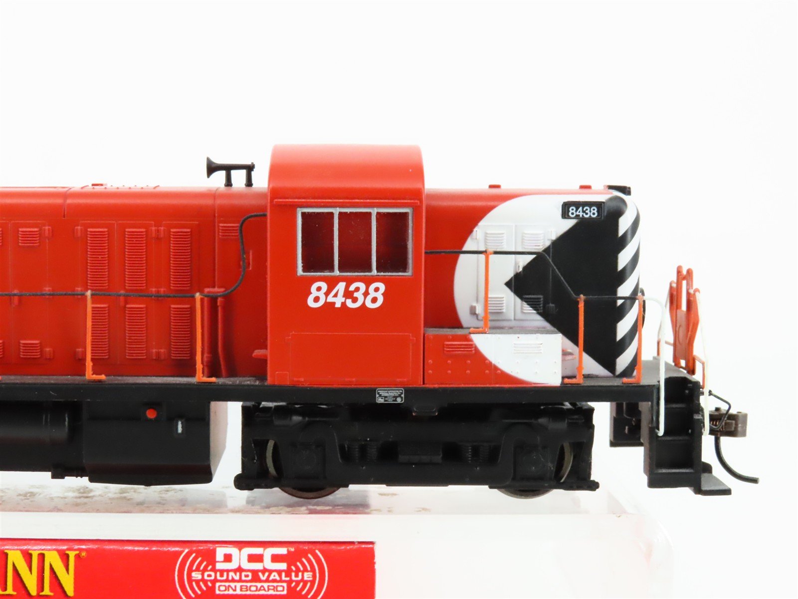 HO Scale Bachmann 63902 CP Canadian Pacific RS3 Diesel Loco #8438 wDCC & Sound
