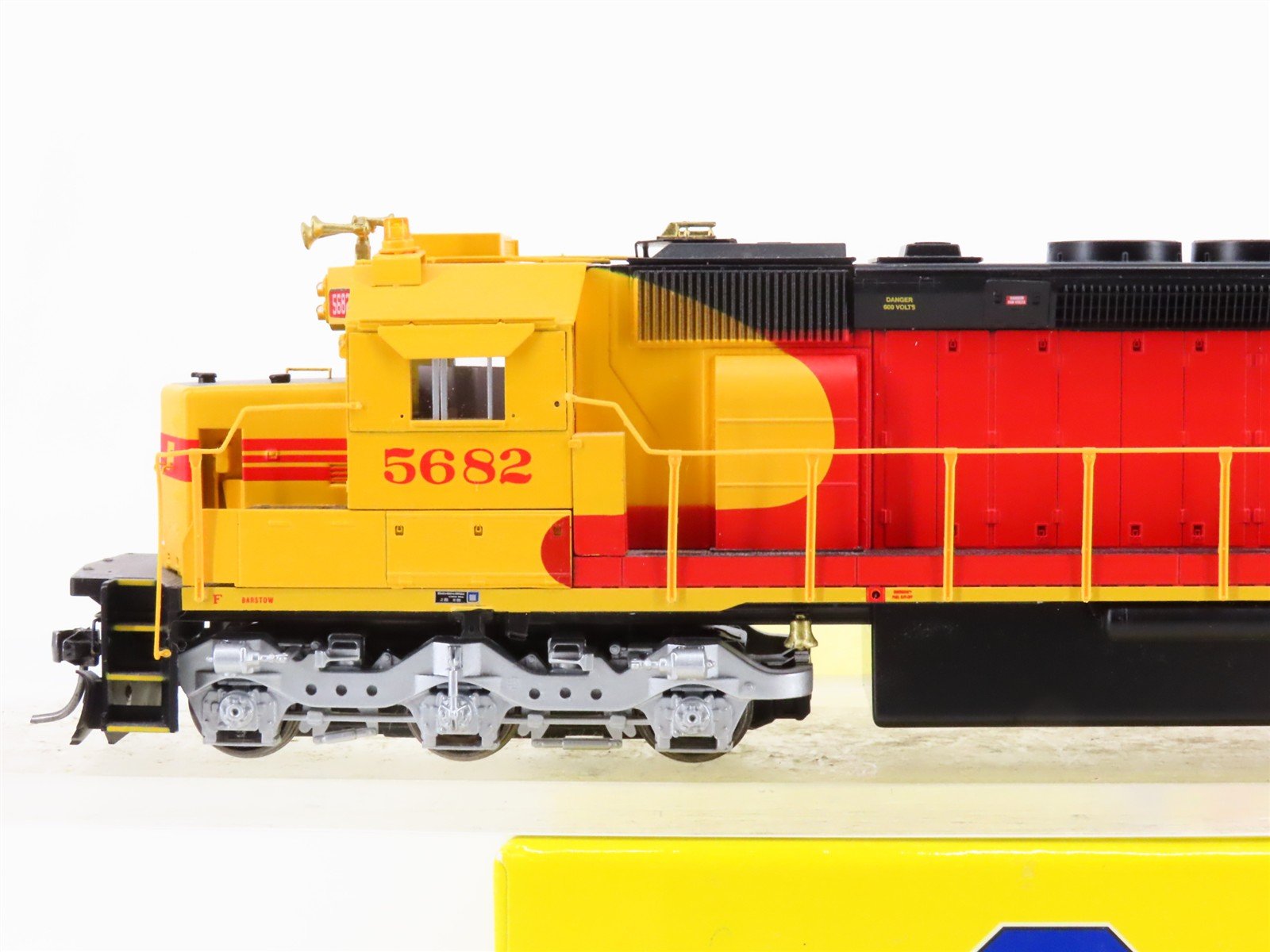 HO Scale Athearn Genesis G67184 ATSF Santa Fe SD45-2 Diesel #5682 wDCC & Sound
