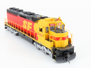 HO Scale Athearn Genesis G67184 ATSF Santa Fe SD45-2 Diesel #5682 wDCC & Sound