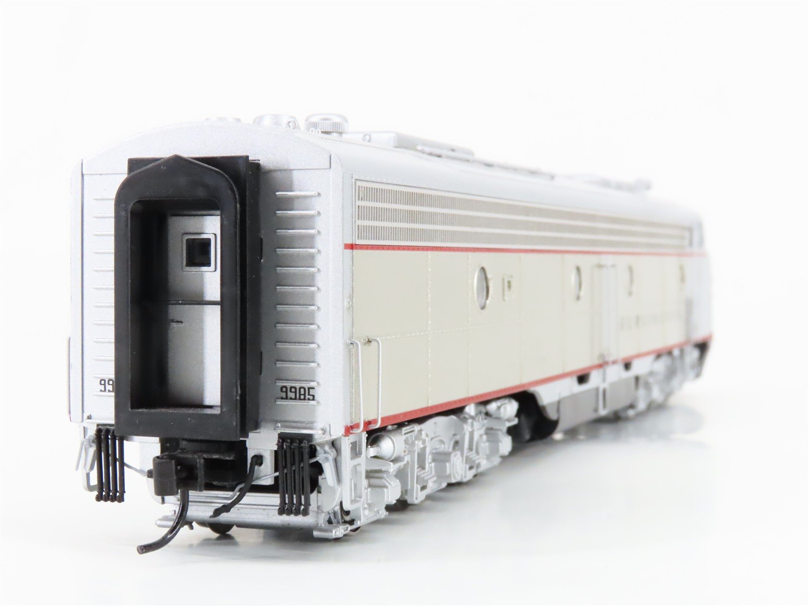 HO Scale Broadway Limited BLI 5430 CBQ Burlington E9A Diesel #9985B wParagon3