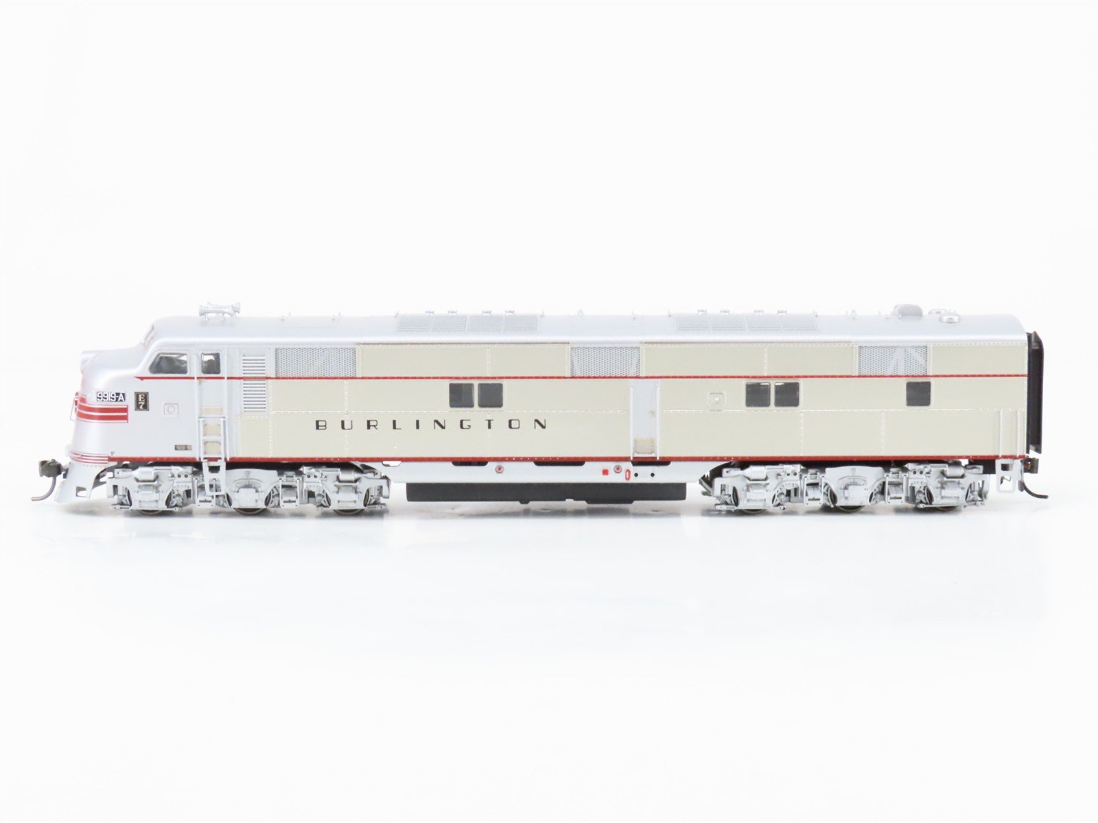 HO Scale Broadway Limited BLI CBQ Burlington E7A Diesel Loco #9919A wParagon3