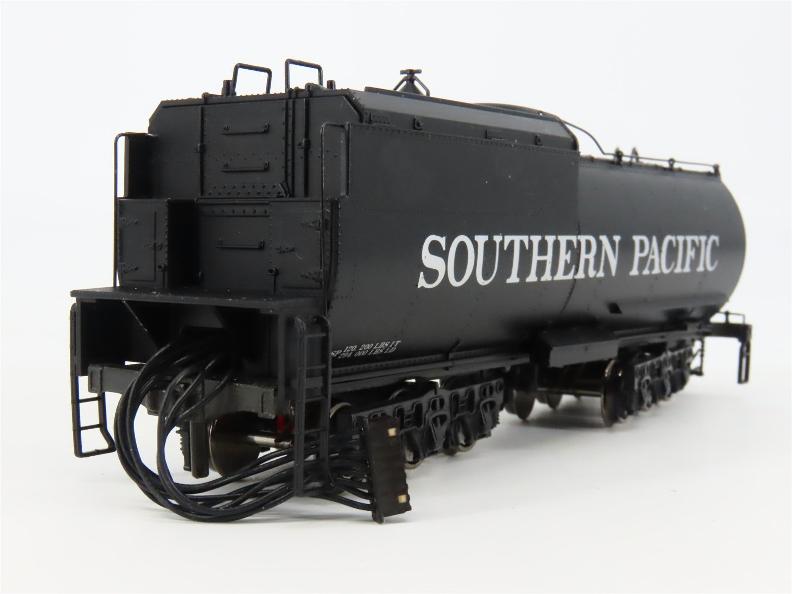 HO Scale Broadway Limited BLI 2185 SP Cab Forward 4-8-8-2 Steam #4104 wParagon2