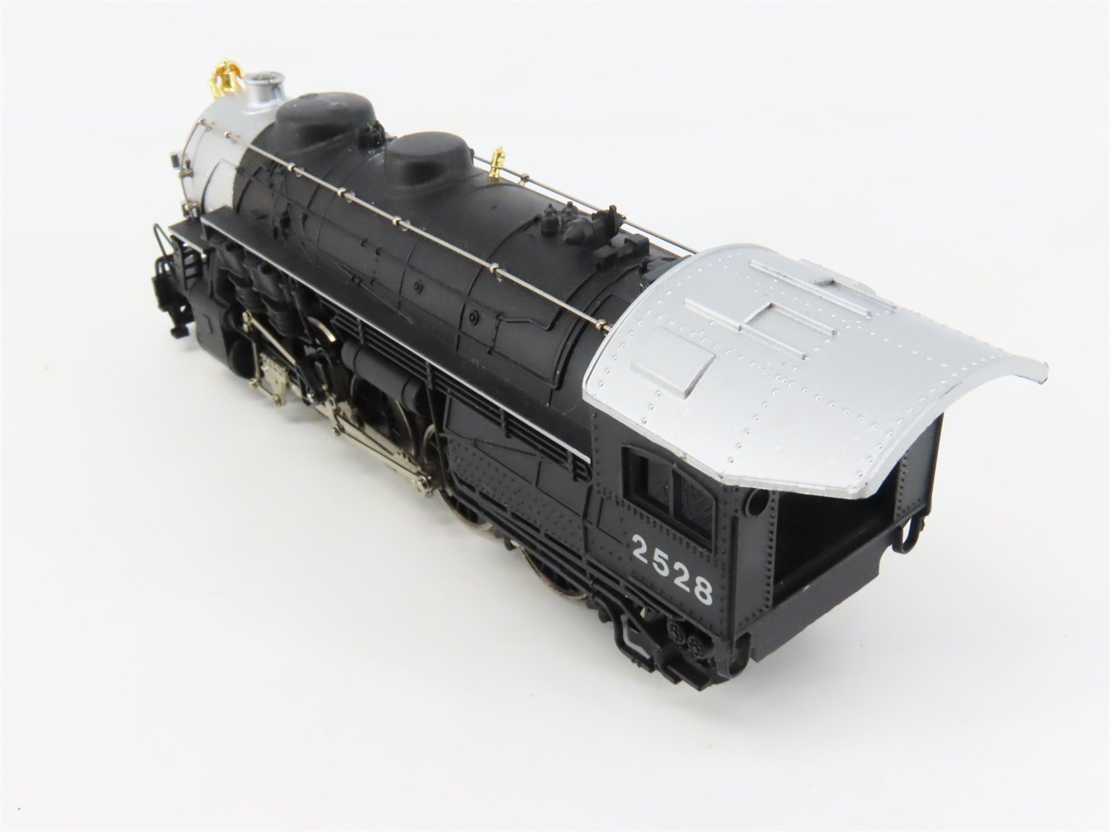HO Scale Bachmann 657 UP Union Pacific 2-8-2 Steam Locomotive #2528 DOES NOT RUN