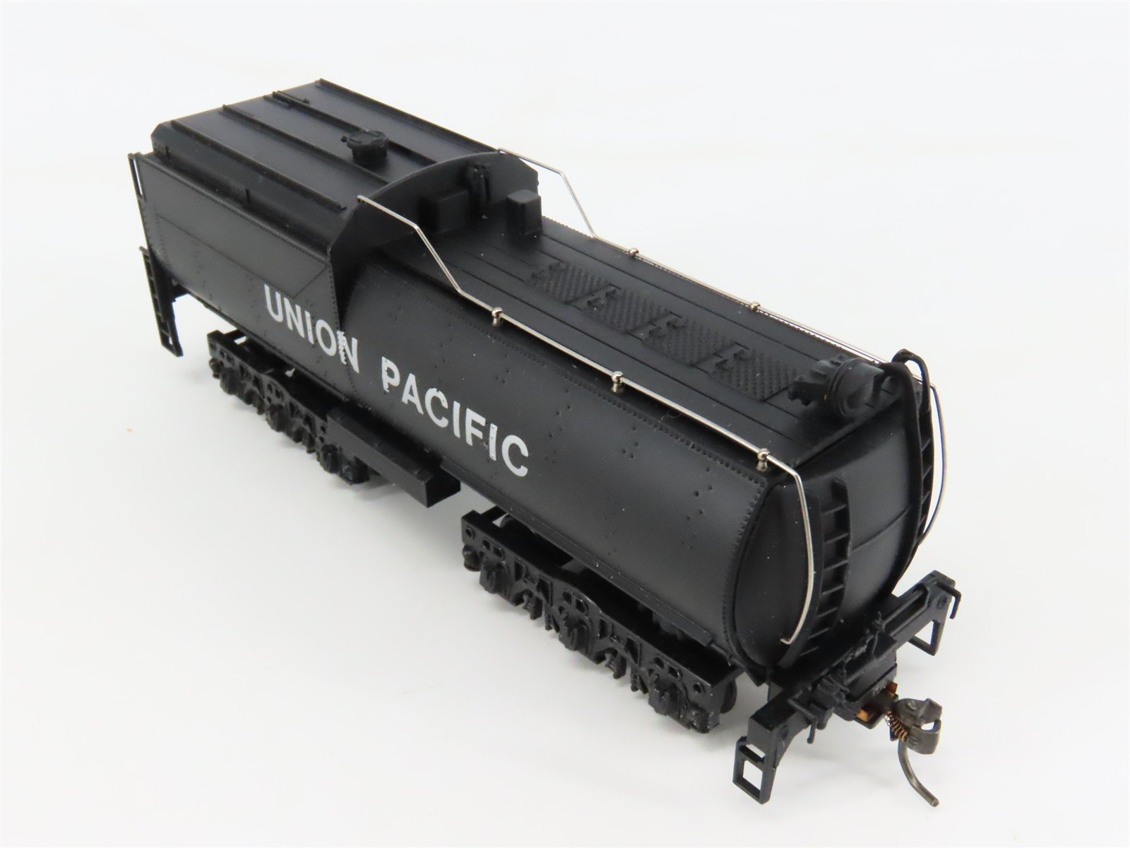 HO Scale Bachmann 657 UP Union Pacific 2-8-2 Steam Locomotive #2528 DOES NOT RUN
