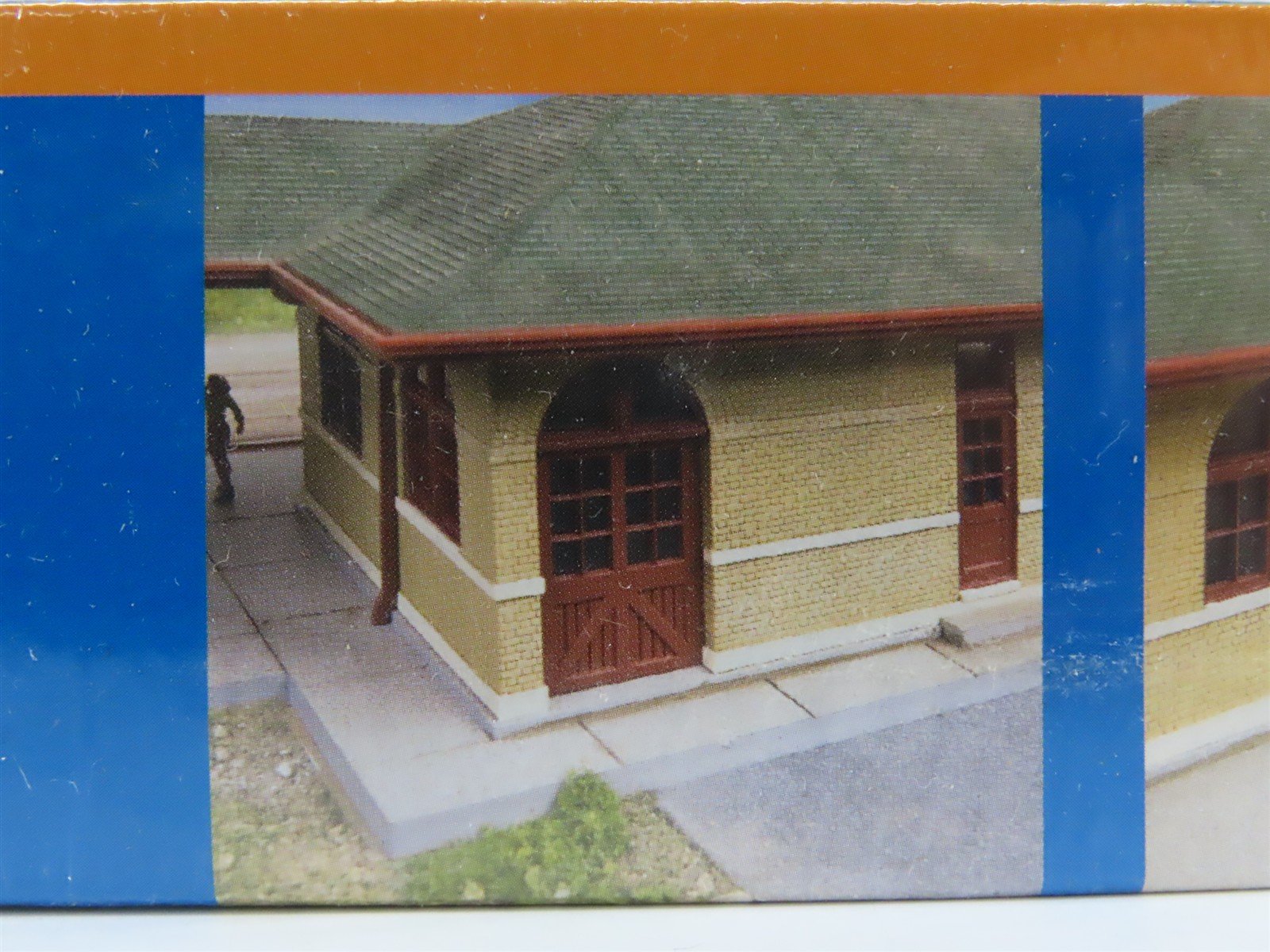HO Scale Walthers 933-3470 Dinner Belle Station Restaurant Building Kit