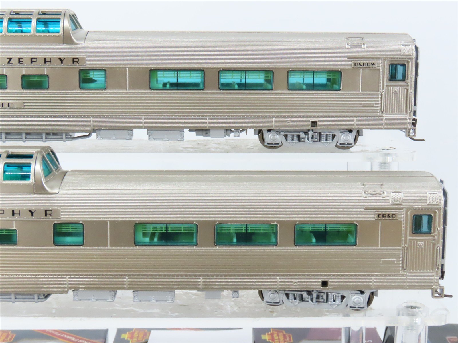 LOT of 8 HO Broadway Limited Imports California Zephyr Assorted Passenger Cars