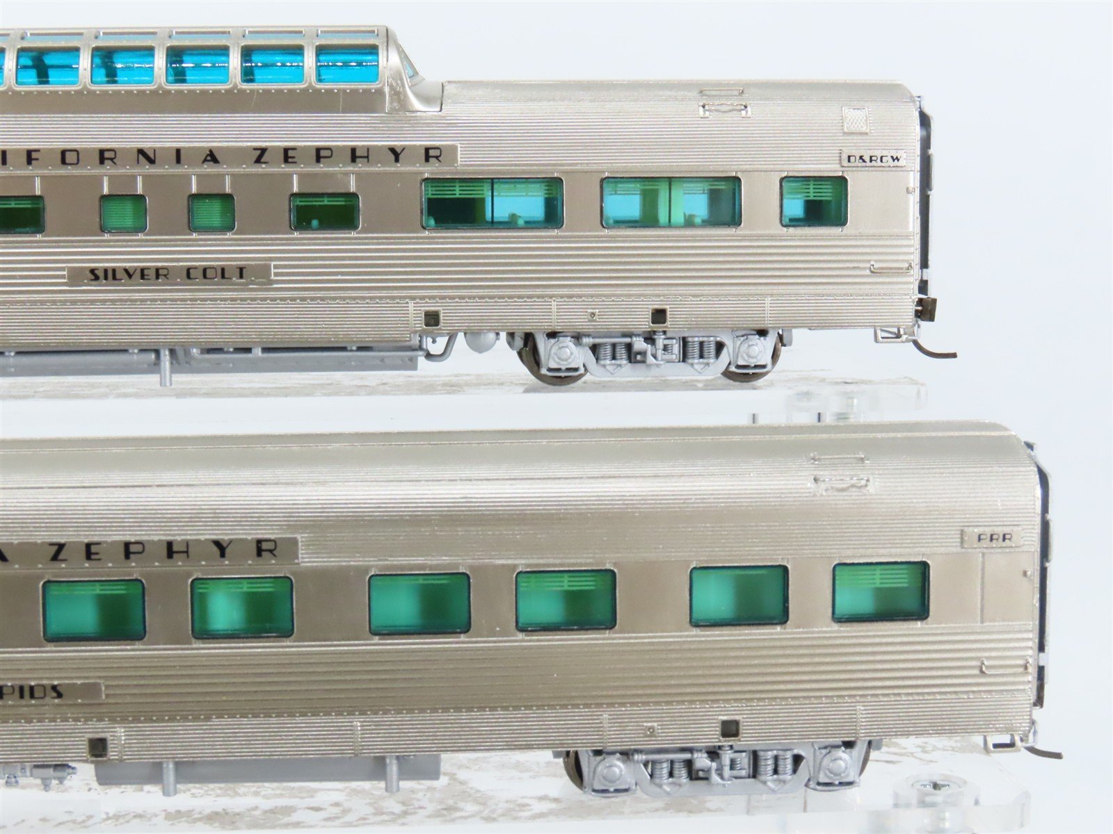 LOT of 8 HO Broadway Limited Imports California Zephyr Assorted Passenger Cars