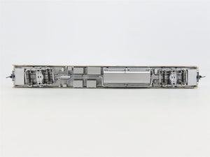LOT of 2 HO Scale Broadway Limited Imports Amtrak Diner & Vista Dome Passengers