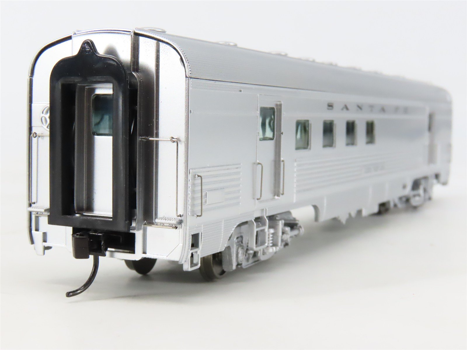LOT of 3 HO Scale Walthers ATSF Santa Fe Railroad Assorted Passenger Cars