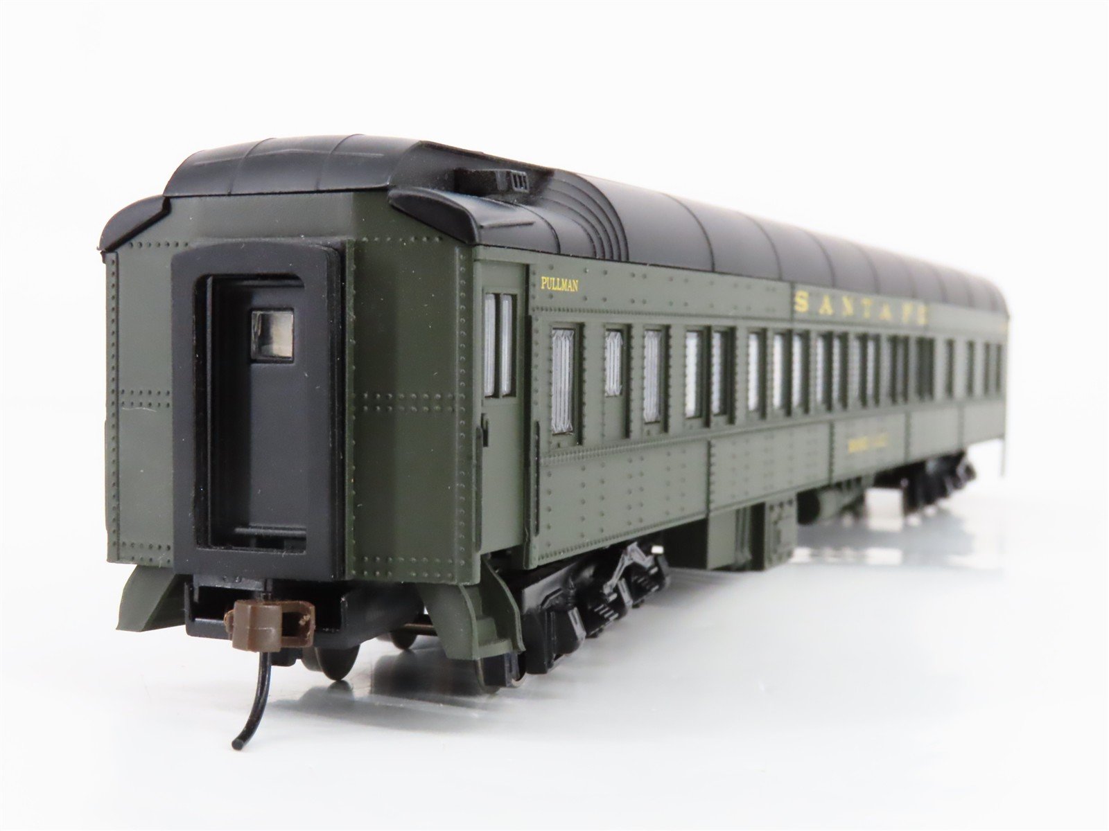 HO Bachmann Silver Series 13901 ATSF Santa Fe Pullman Passenger 