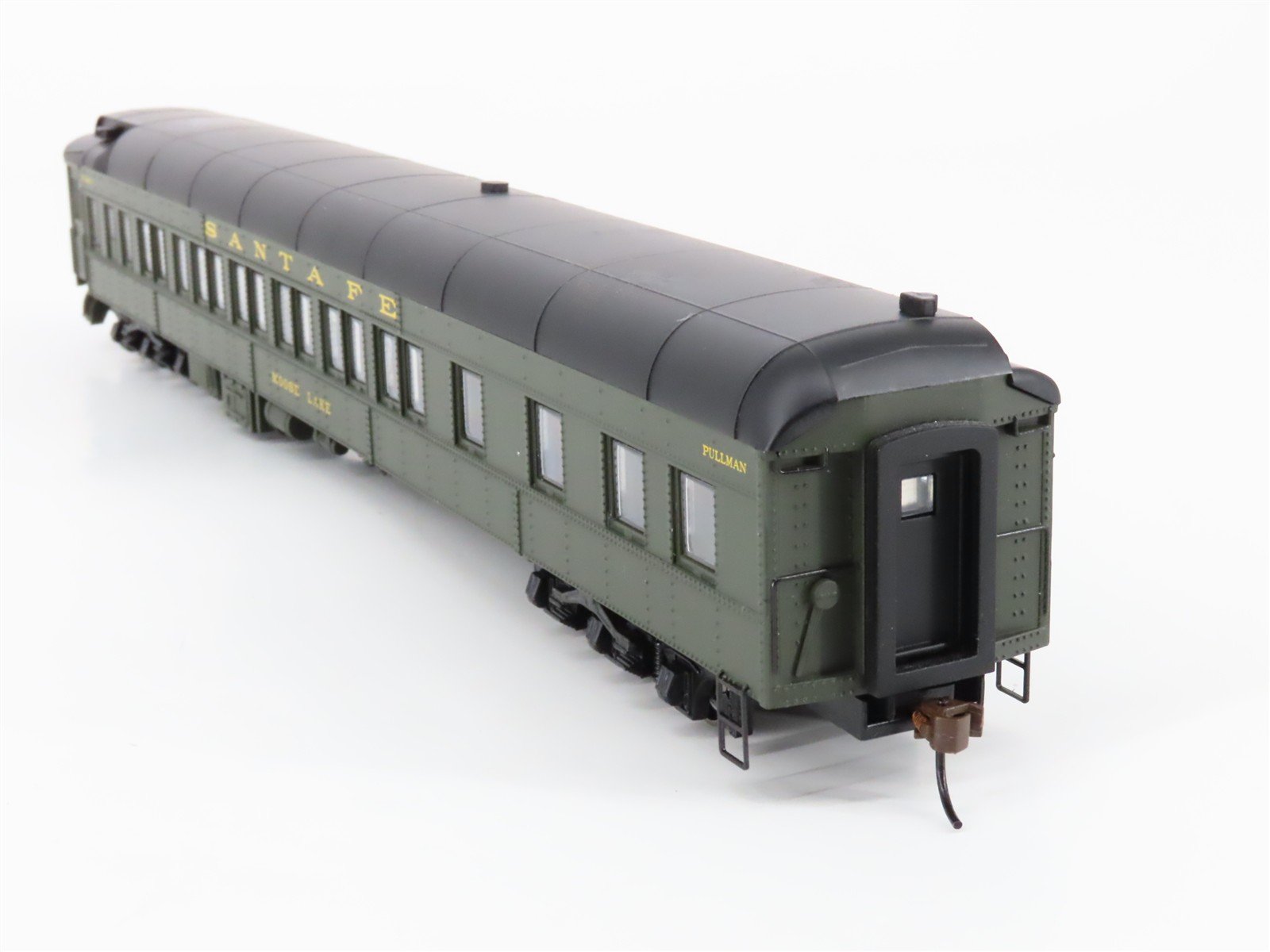 HO Bachmann Silver Series 13901 ATSF Santa Fe Pullman Passenger 