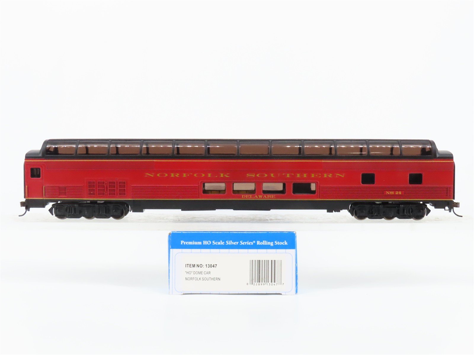 HO Bachmann Silver Series 13047 NS Norfolk Southern Dome Passenger 