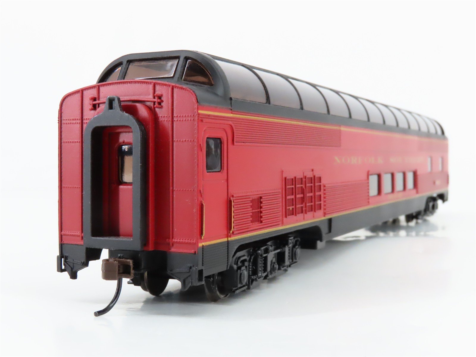 HO Bachmann Silver Series 13047 NS Norfolk Southern Dome Passenger 