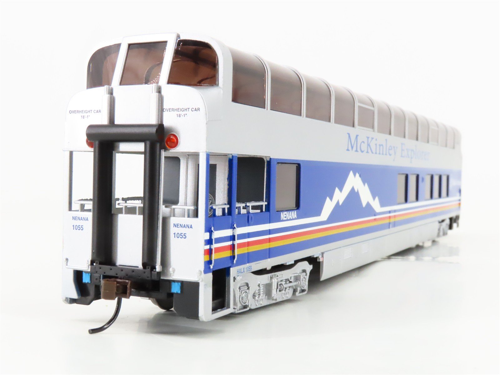 HO Bachmann Silver Series 13342 HALX McKinley Explorer Dome Passenger Car #1055