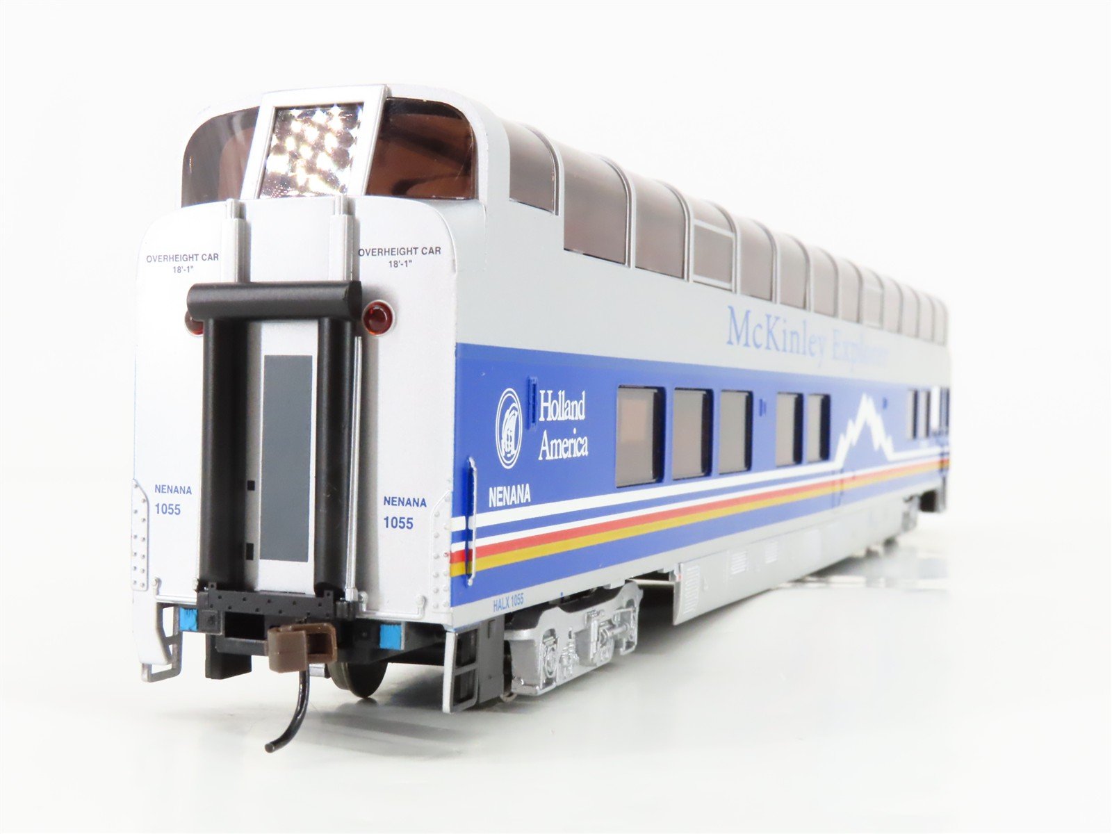 HO Bachmann Silver Series 13342 HALX McKinley Explorer Dome Passenger Car #1055