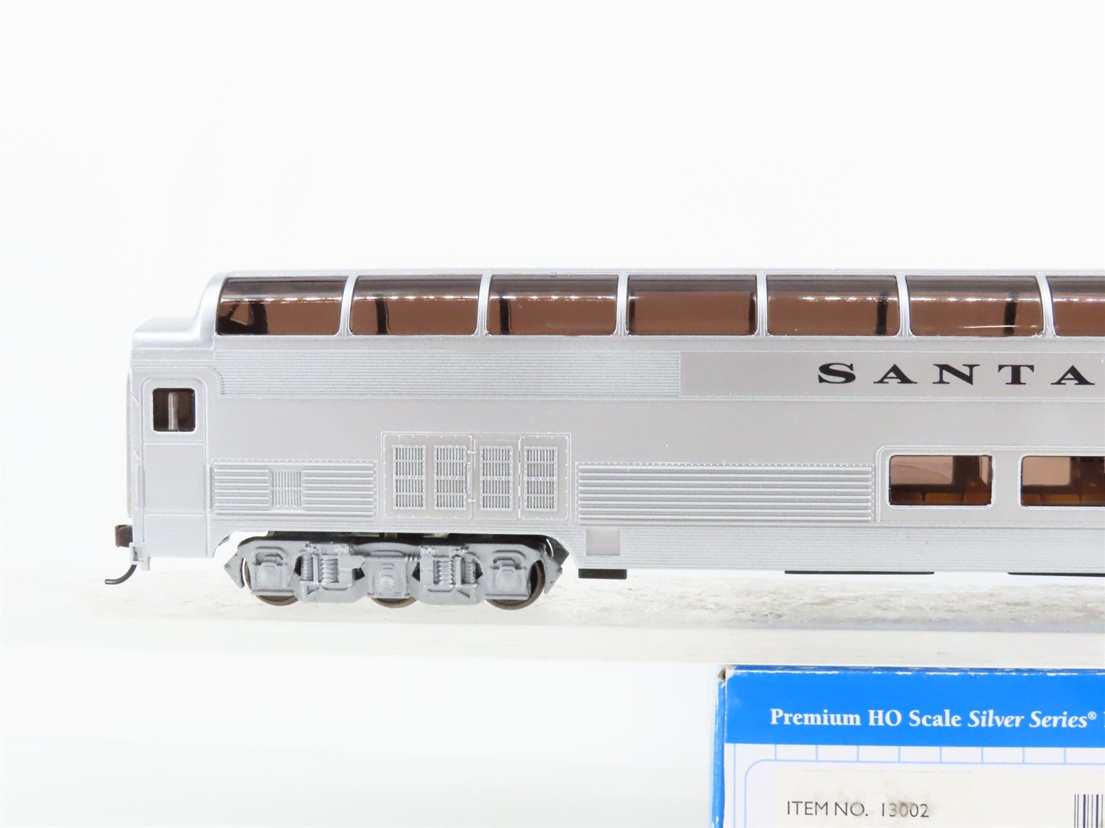 HO Scale Bachmann Silver Series 13002 ATSF Santa Fe Dome Passenger Car #507