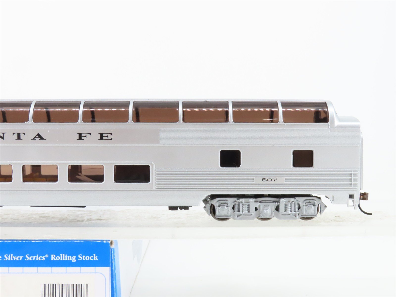 HO Scale Bachmann Silver Series 13002 ATSF Santa Fe Dome Passenger Car #507